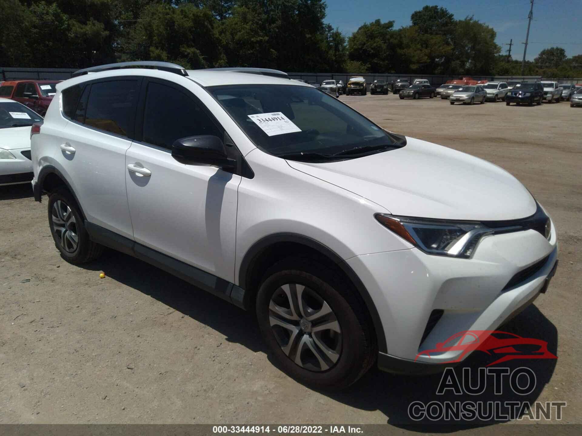 TOYOTA RAV4 2017 - JTMZFREV2HJ146128
