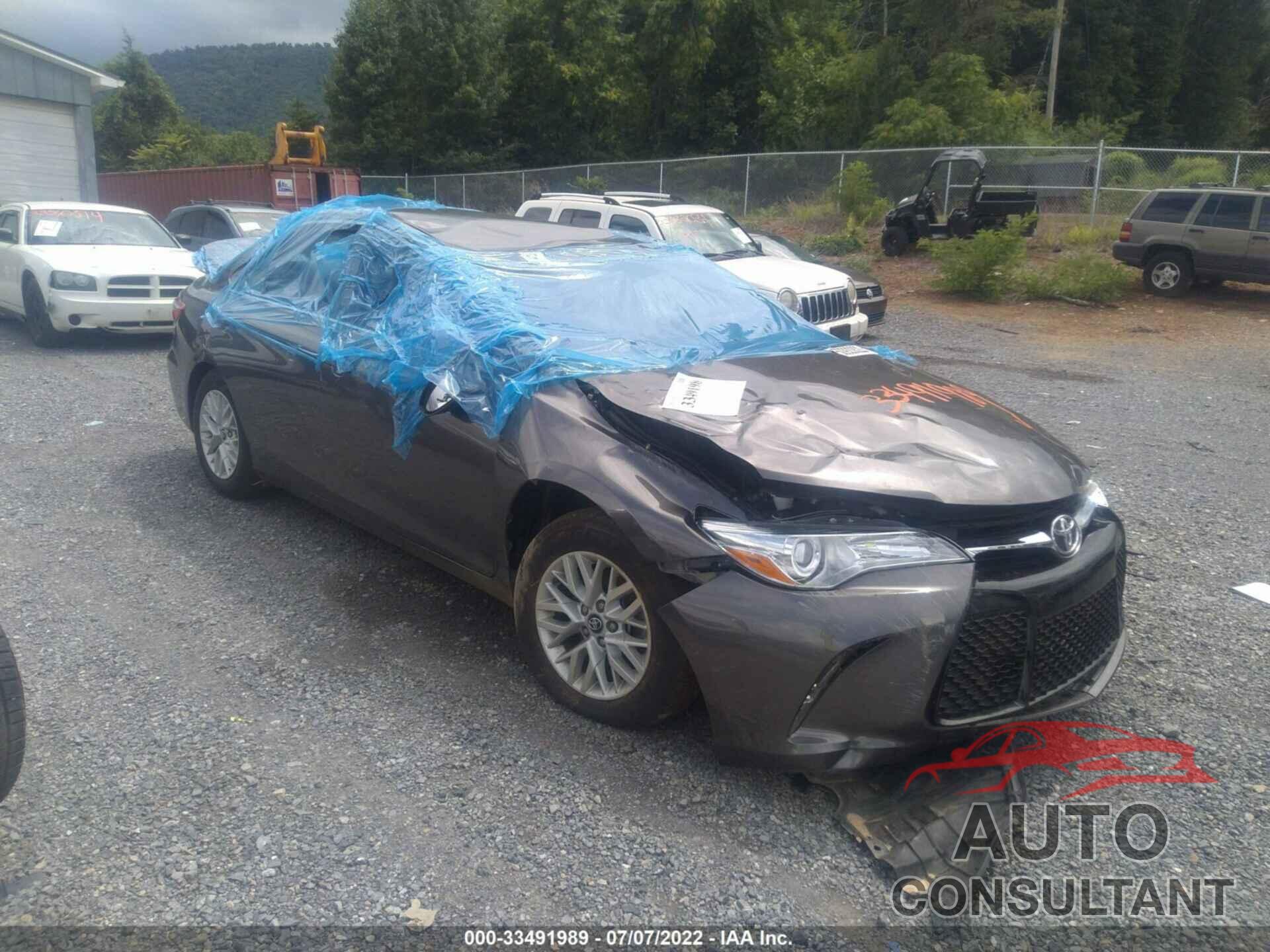 TOYOTA CAMRY 2016 - 4T4BF1FK0GR561101