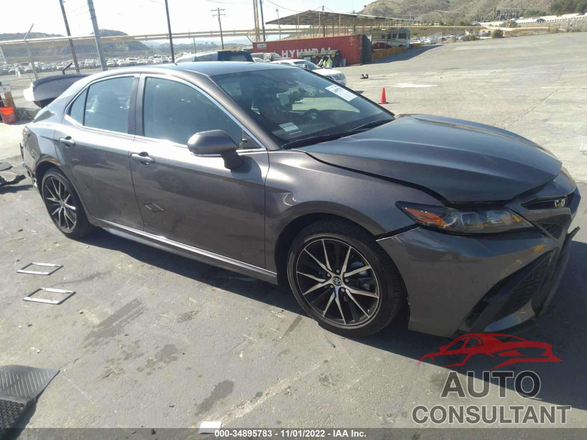 TOYOTA CAMRY 2022 - 4T1T11AK3NU681363