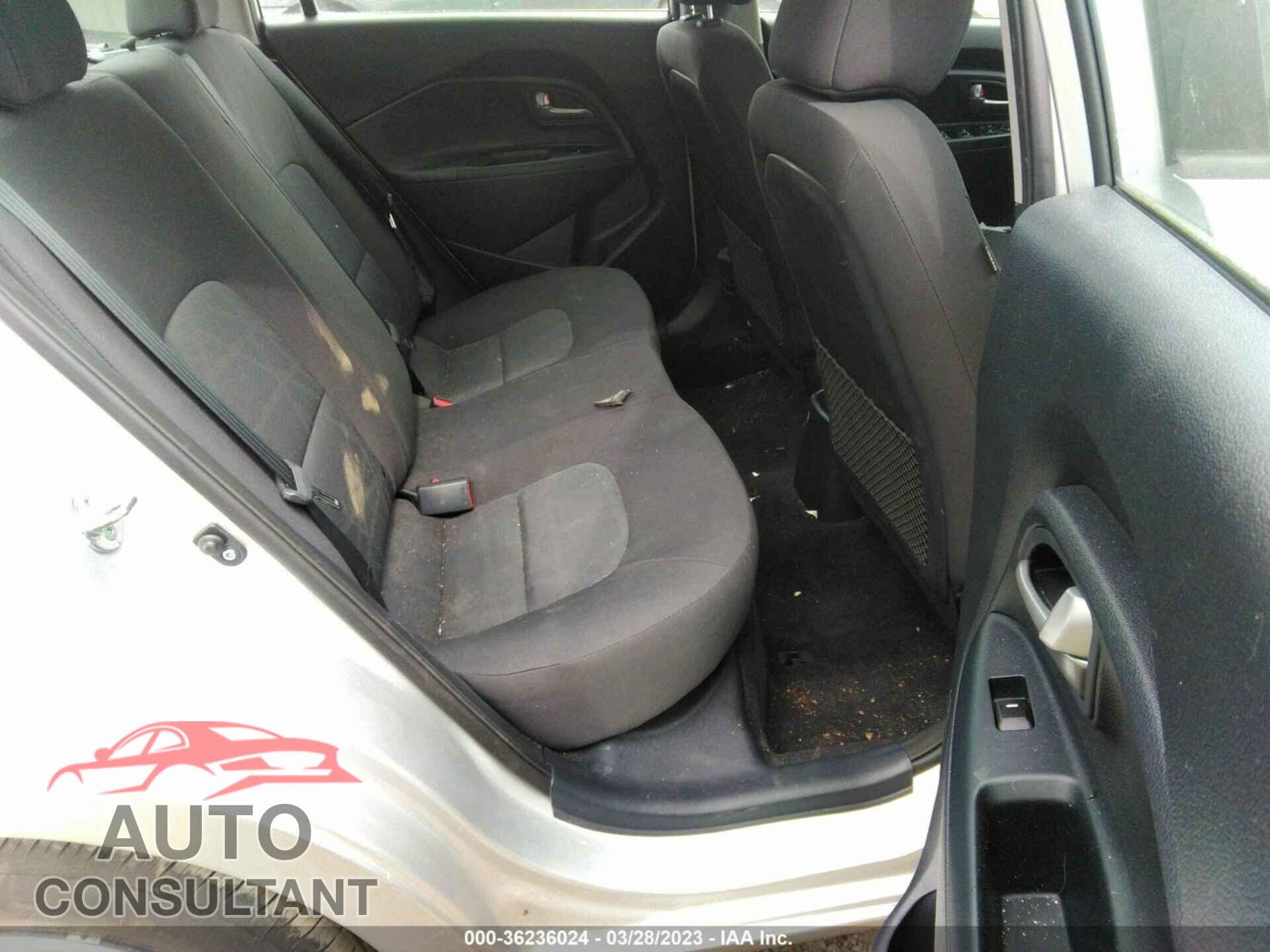 KIA RIO 2015 - KNADM4A31F6521902