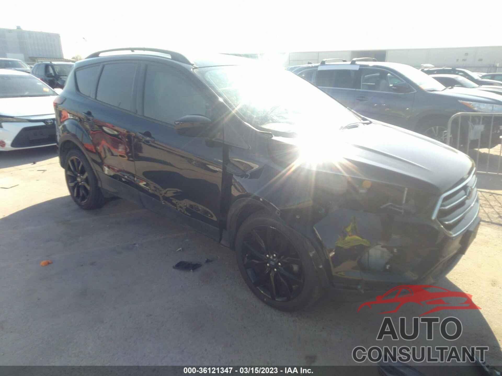 FORD ESCAPE 2019 - 1FMCU0GD1KUB77772
