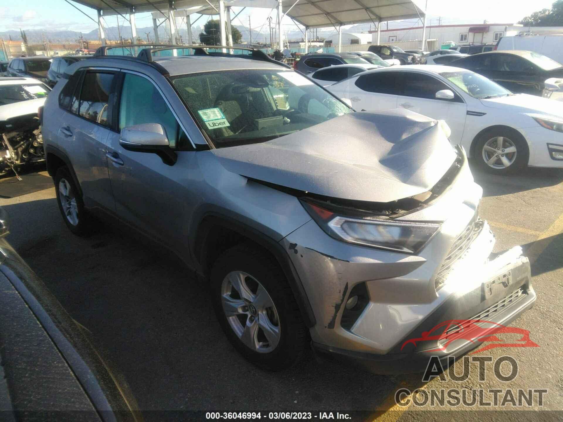 TOYOTA RAV4 2020 - 2T3W1RFV3LC065392