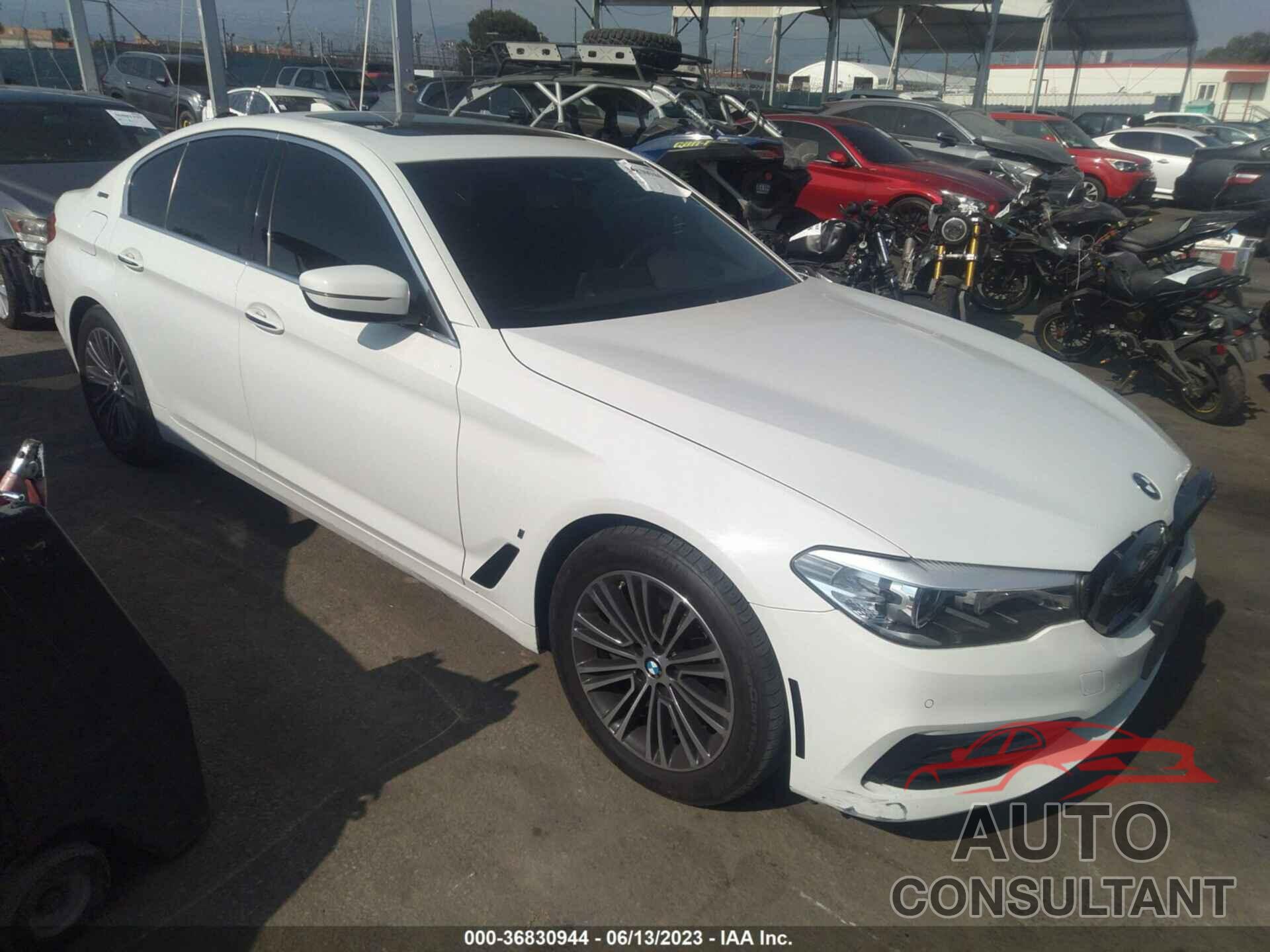 BMW 5 SERIES 2018 - WBAJA9C50JB034195