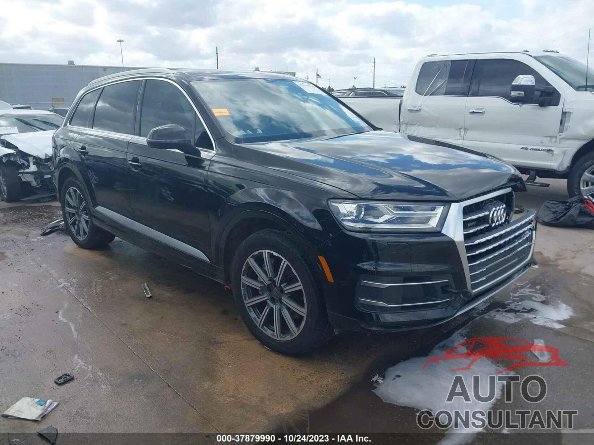 AUDI Q7 2019 - WA1AHBF75KD019503