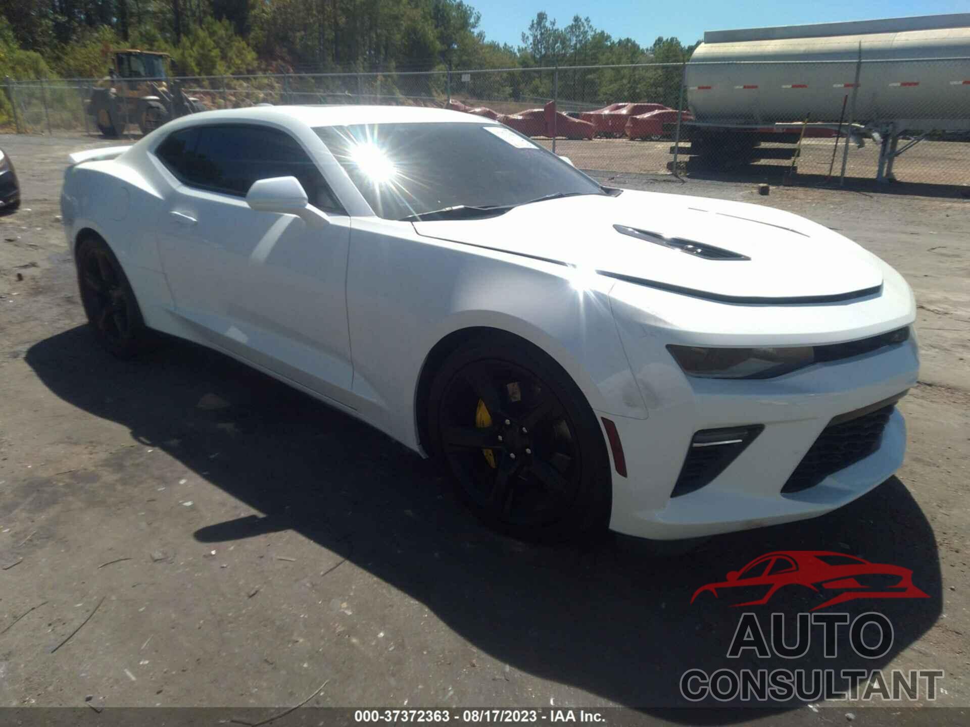 CHEVROLET CAMARO 2018 - 1G1FE1R73J0136912