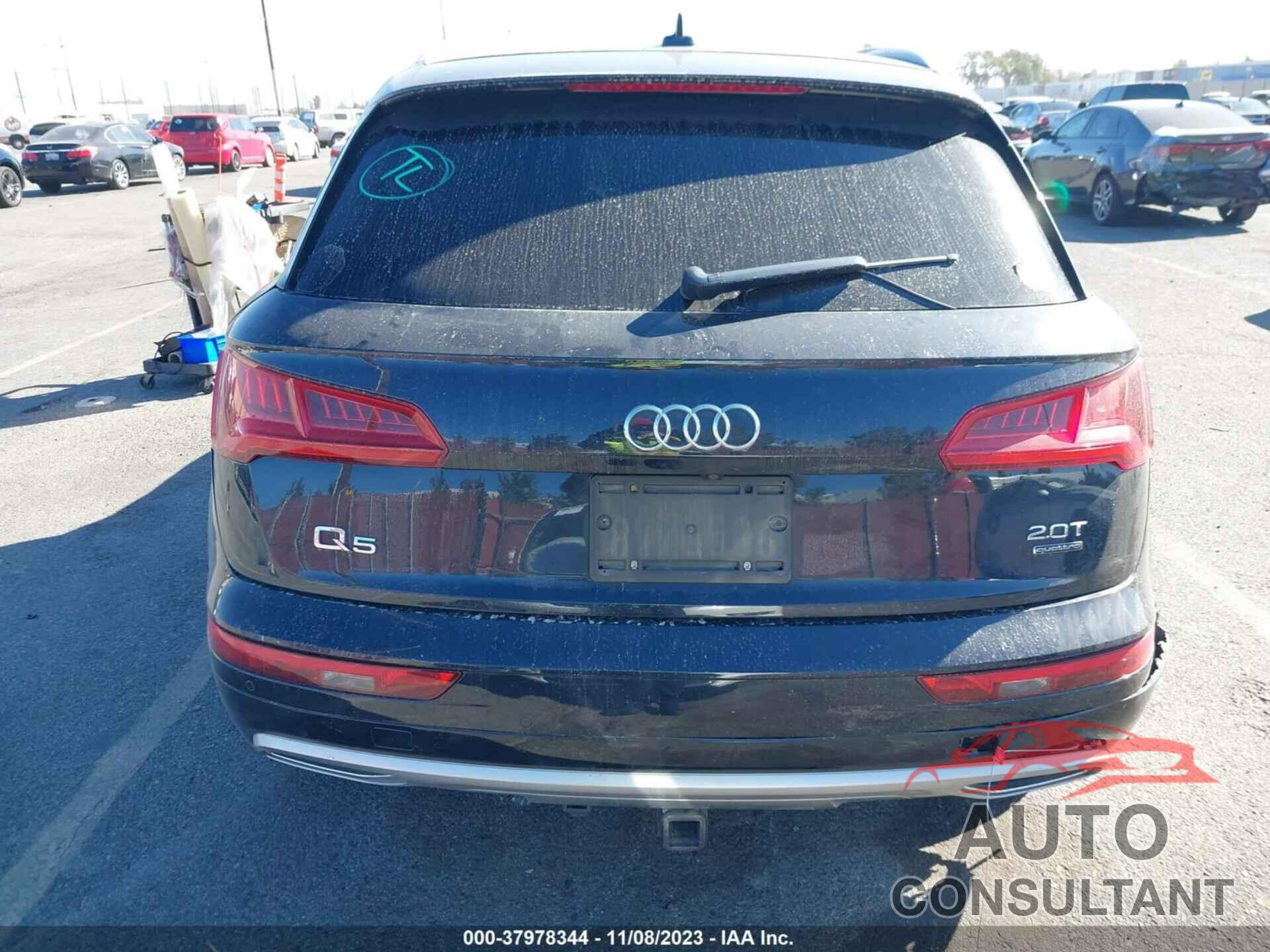 AUDI Q5 2018 - WA1BNAFY9J2027369