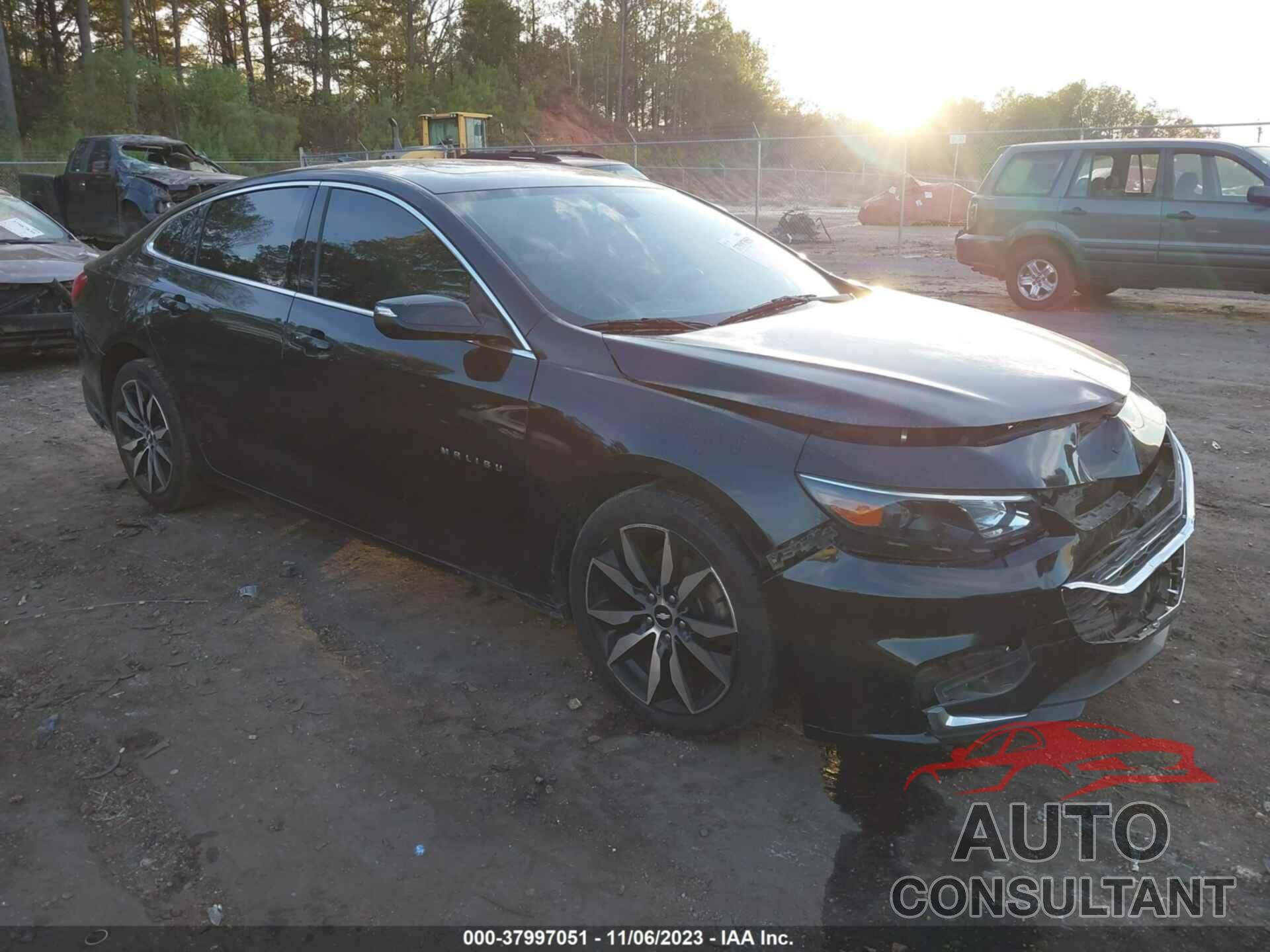 CHEVROLET MALIBU 2018 - 1G1ZD5ST2JF266689