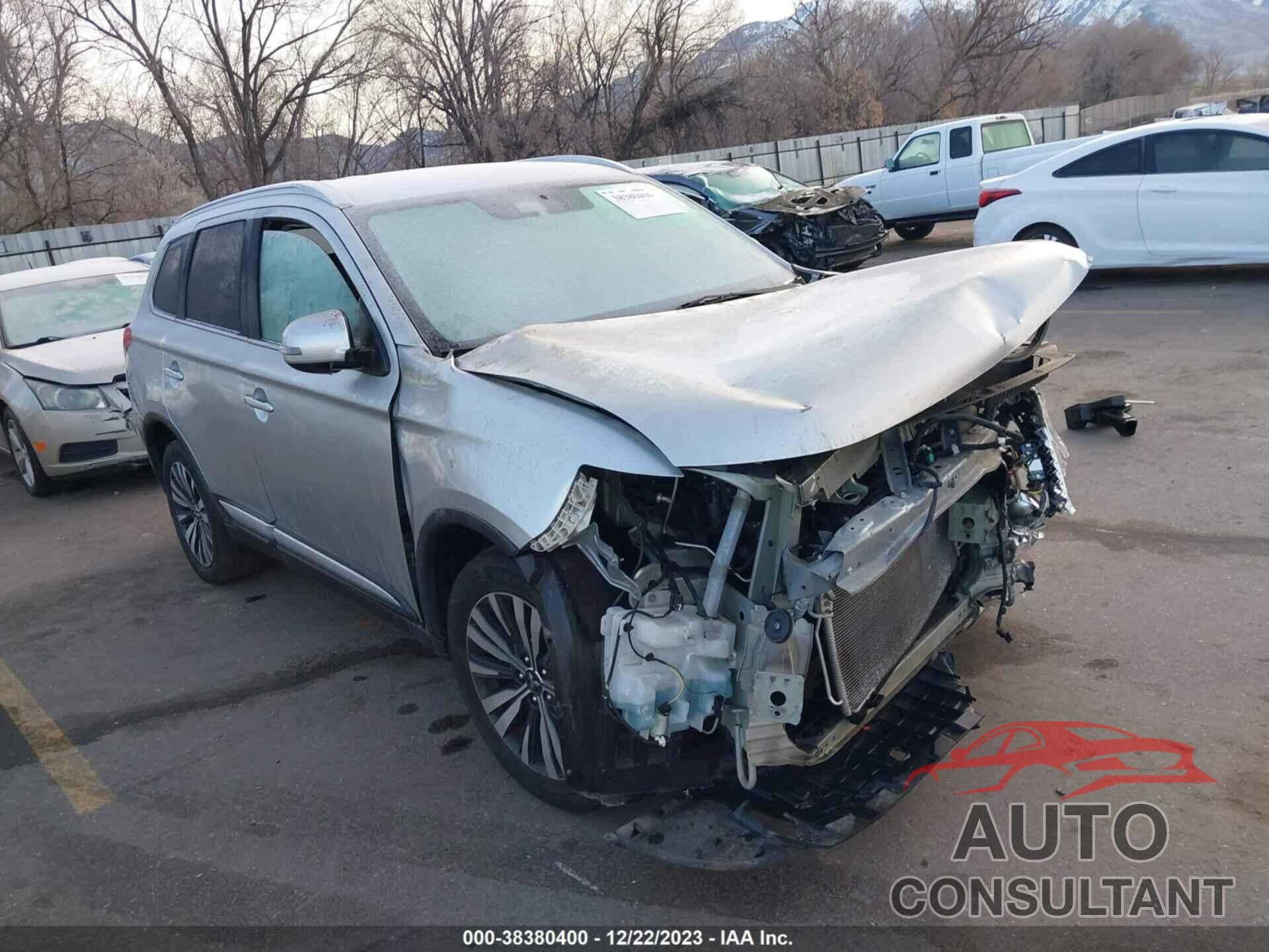 MITSUBISHI OUTLANDER 2020 - JA4AZ3A31LZ023172