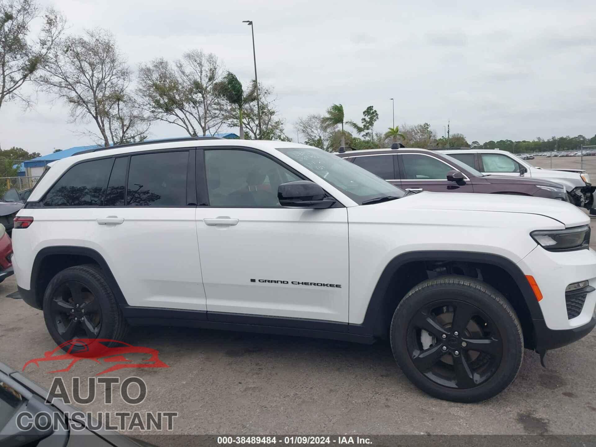 JEEP GRAND CHEROKEE 2023 - 1C4RJGBG7PC502908