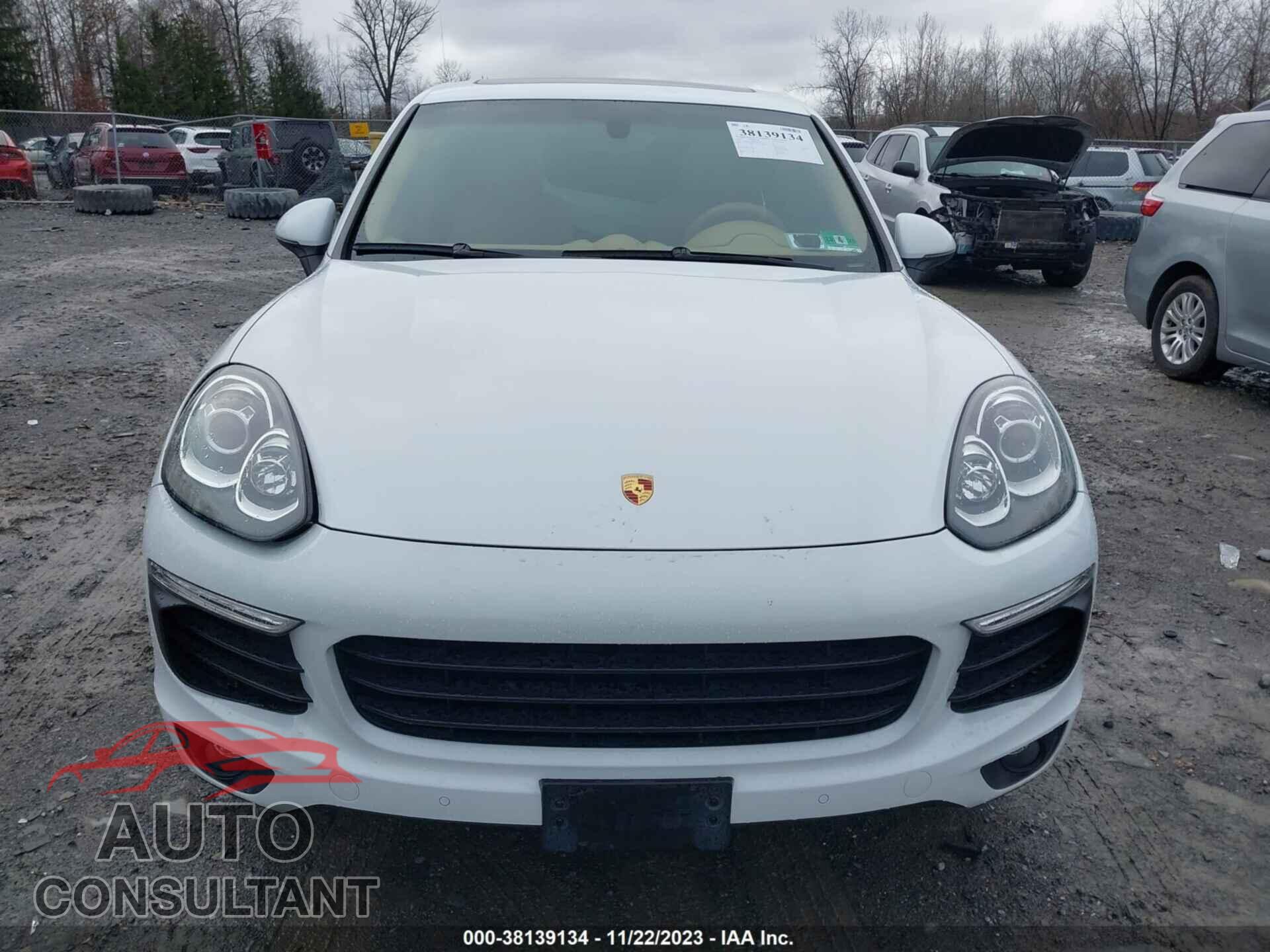 PORSCHE CAYENNE 2017 - WP1AA2A29HKA90650