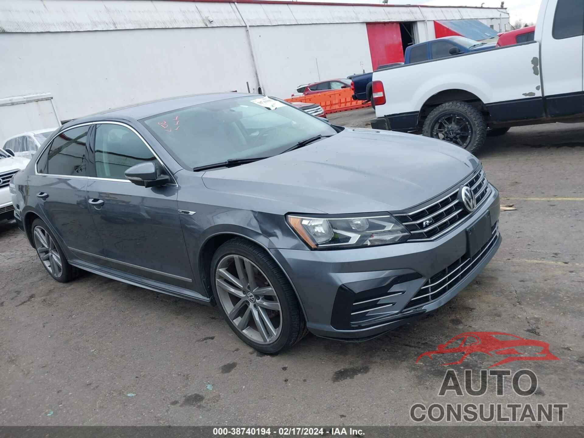 VOLKSWAGEN PASSAT 2017 - 1VWDT7A33HC056743