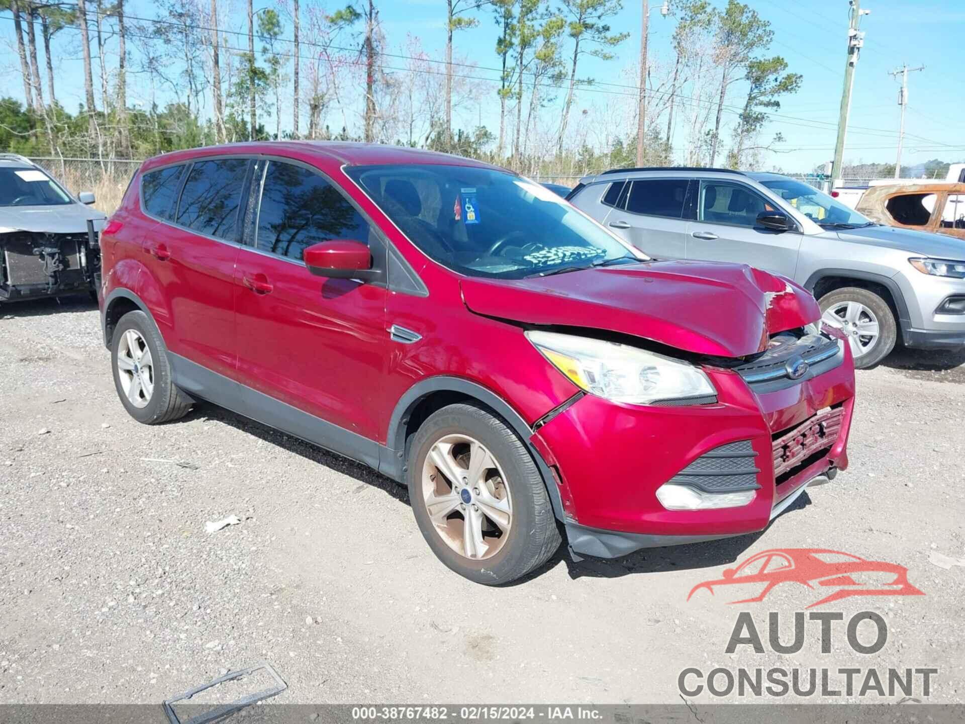 FORD ESCAPE 2016 - 1FMCU0GX8GUC74355