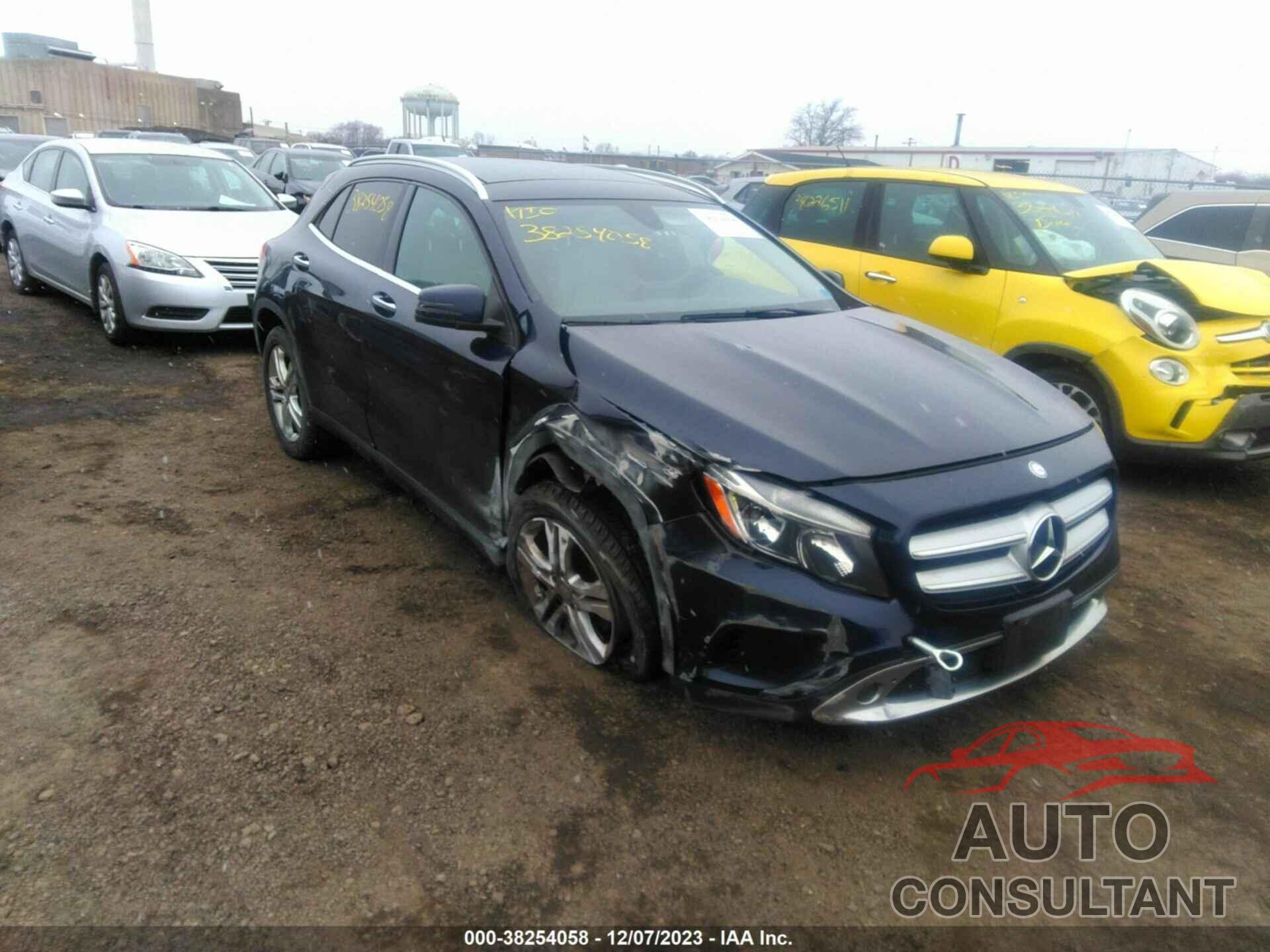 MERCEDES-BENZ GLA 250 2017 - WDCTG4GB3HJ345272