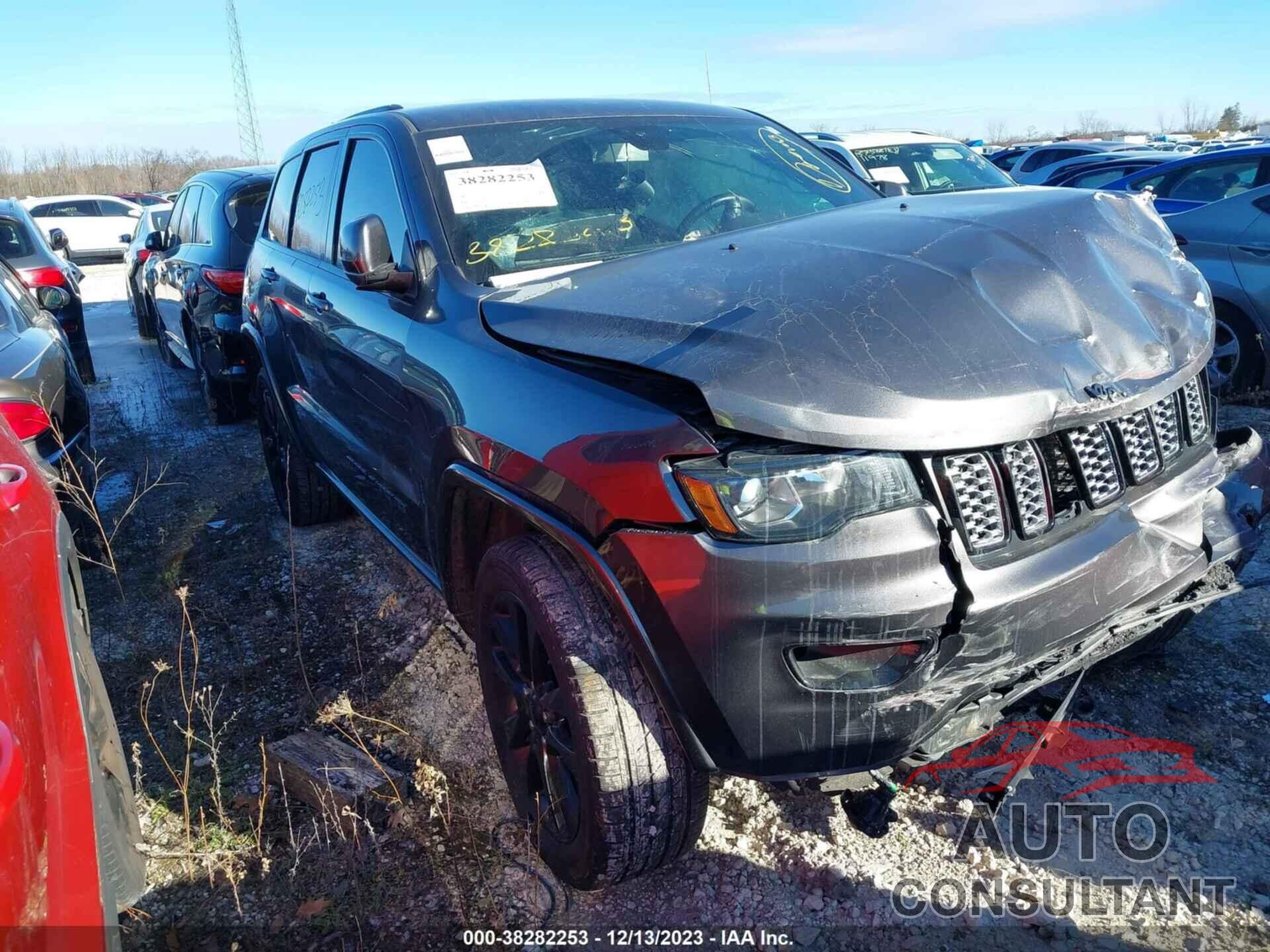 JEEP GRAND CHEROKEE 2018 - 1C4RJFAG8JC124181