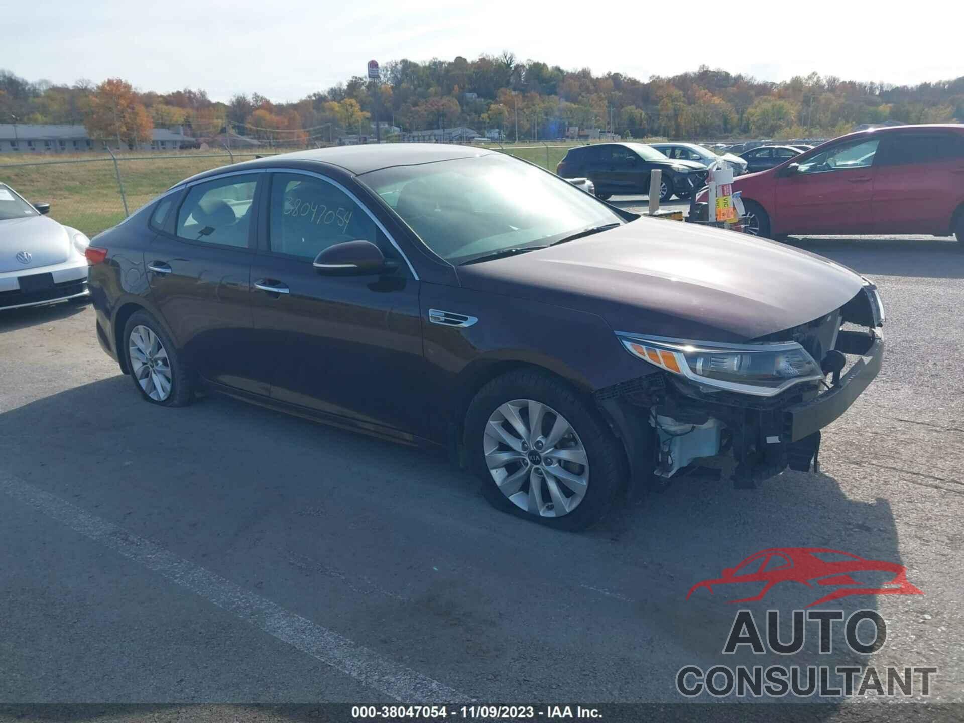 KIA OPTIMA 2018 - 5XXGT4L37JG273701