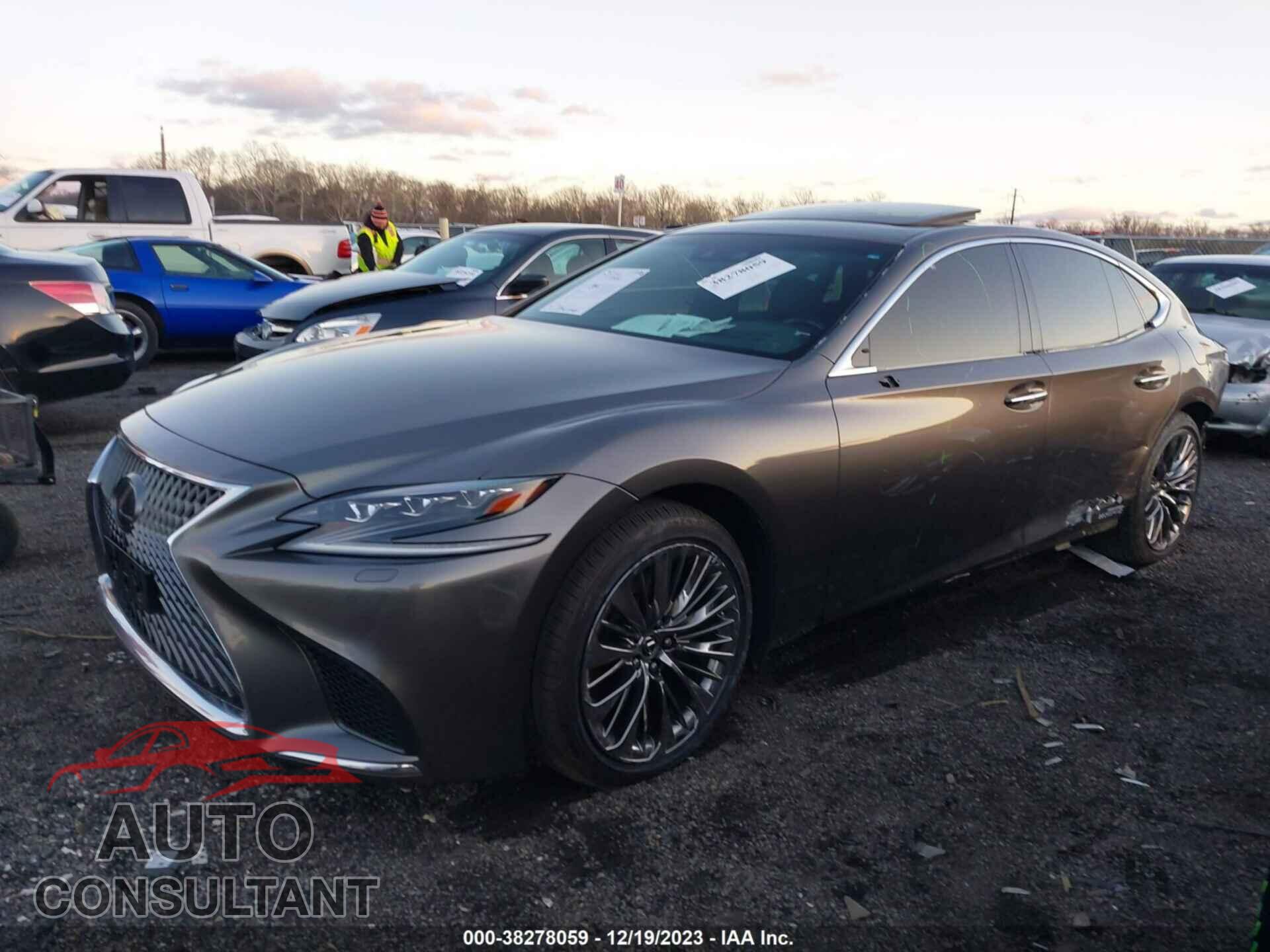 LEXUS LS 500H 2018 - JTHCYLFF6J5000705