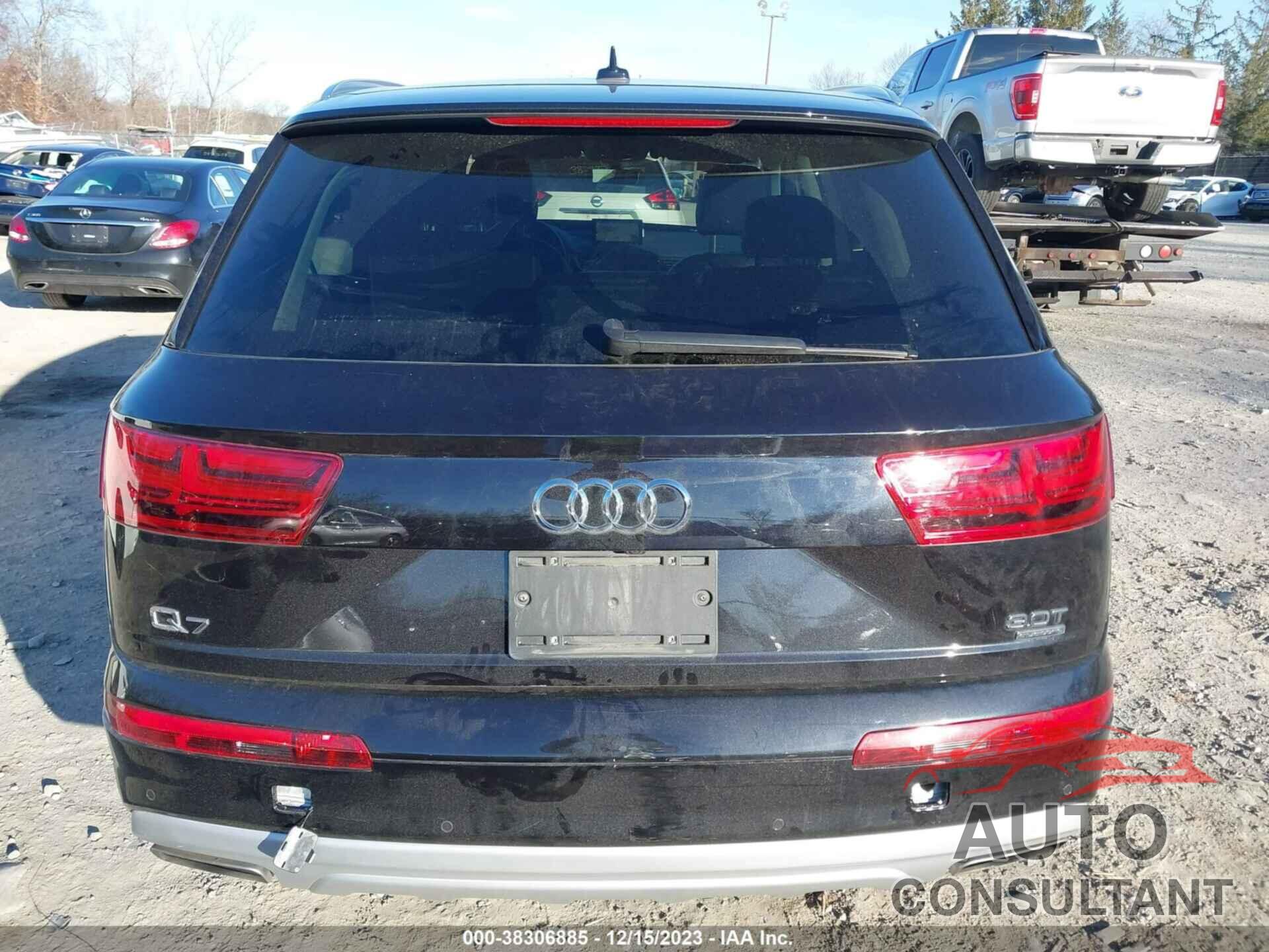 AUDI Q7 2018 - WA1LAAF75JD053656