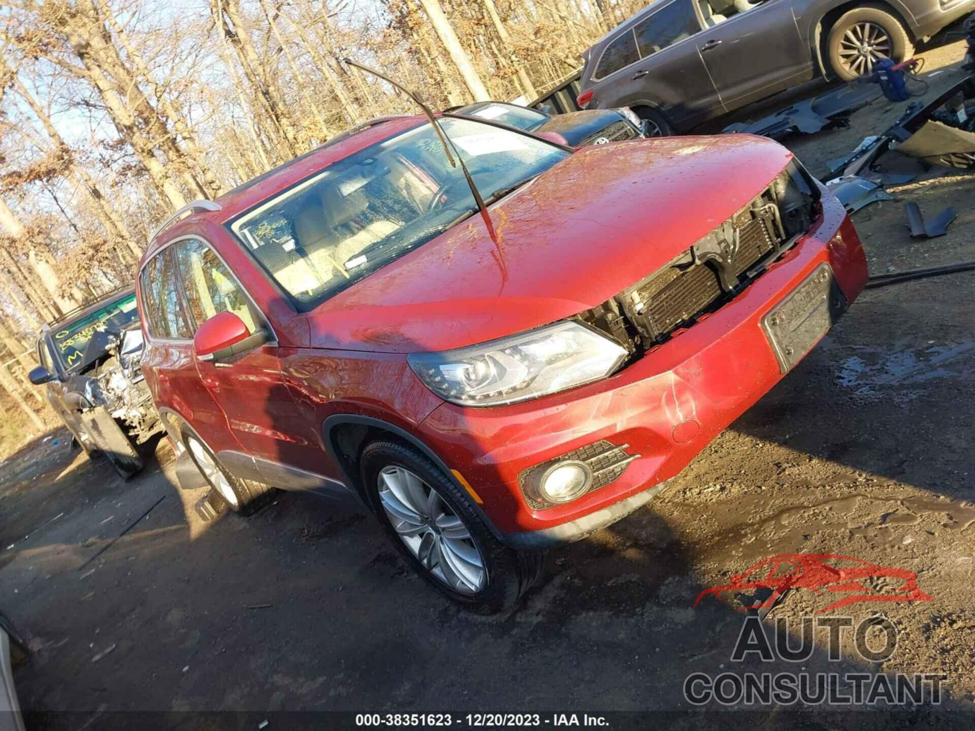 VOLKSWAGEN TIGUAN 2016 - WVGAV7AX0GW001629