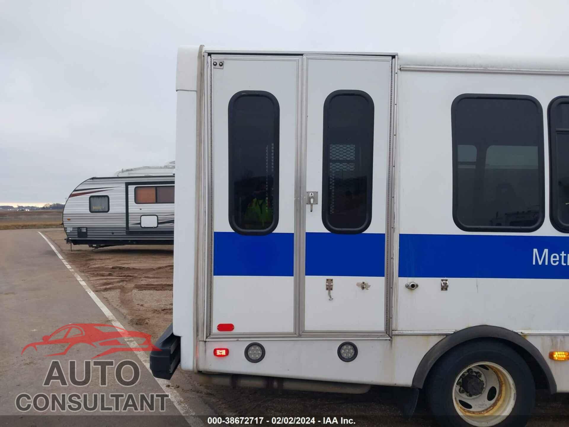 FORD E-450 CUTAWAY 2017 - 1FDFE4FS7HDC36446