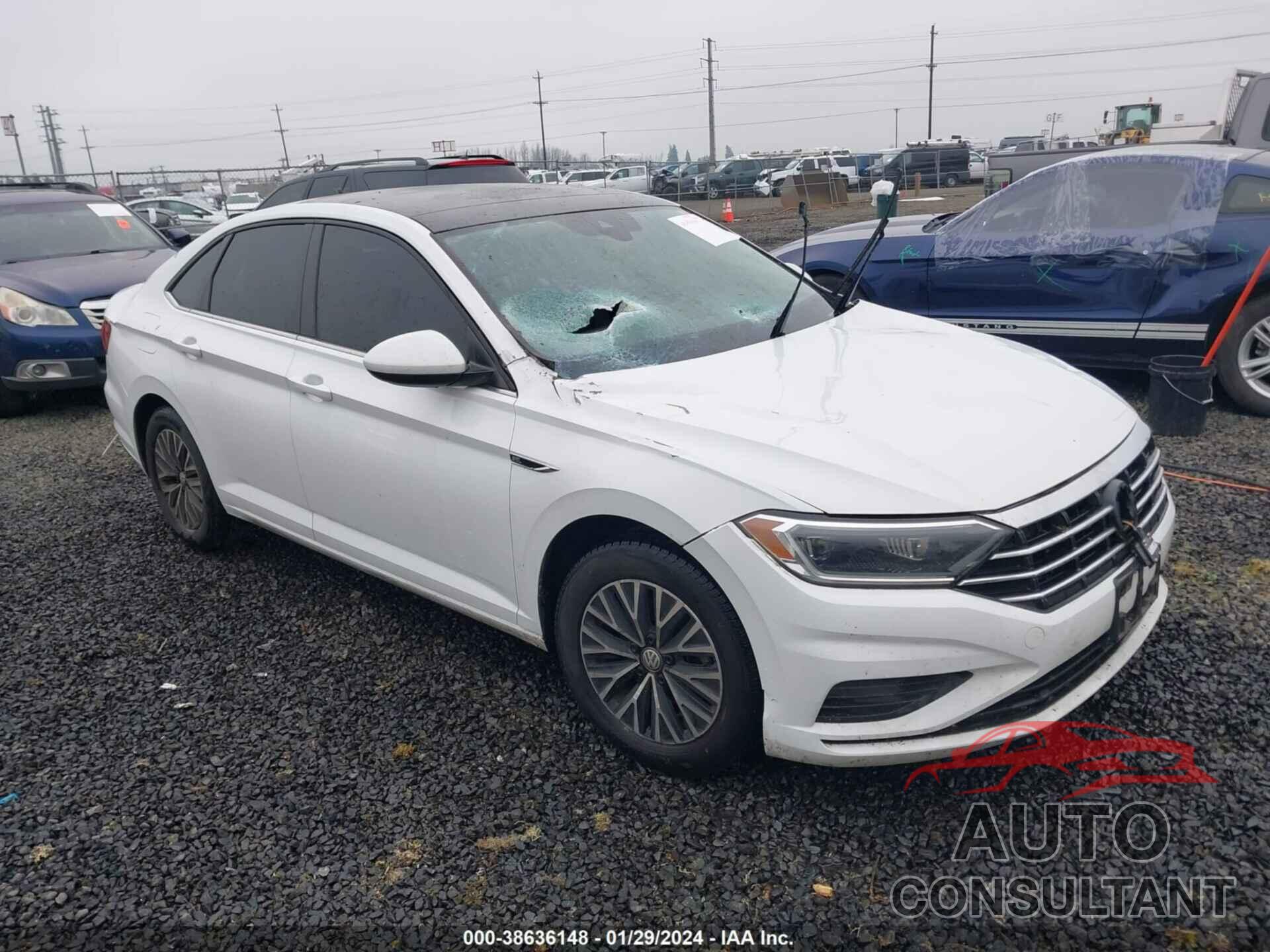 VOLKSWAGEN JETTA 2019 - 3VWE57BU8KM118634