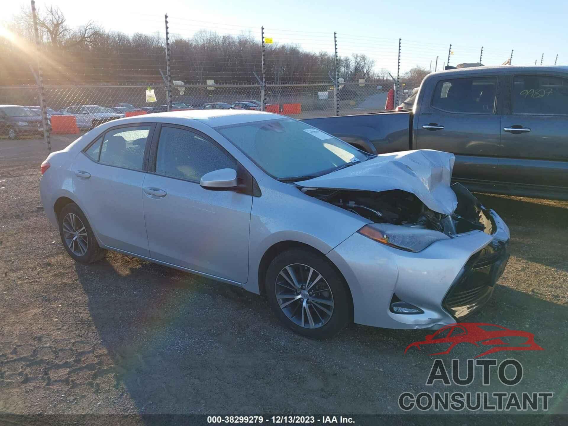 TOYOTA COROLLA 2018 - 2T1BURHE7JC060611