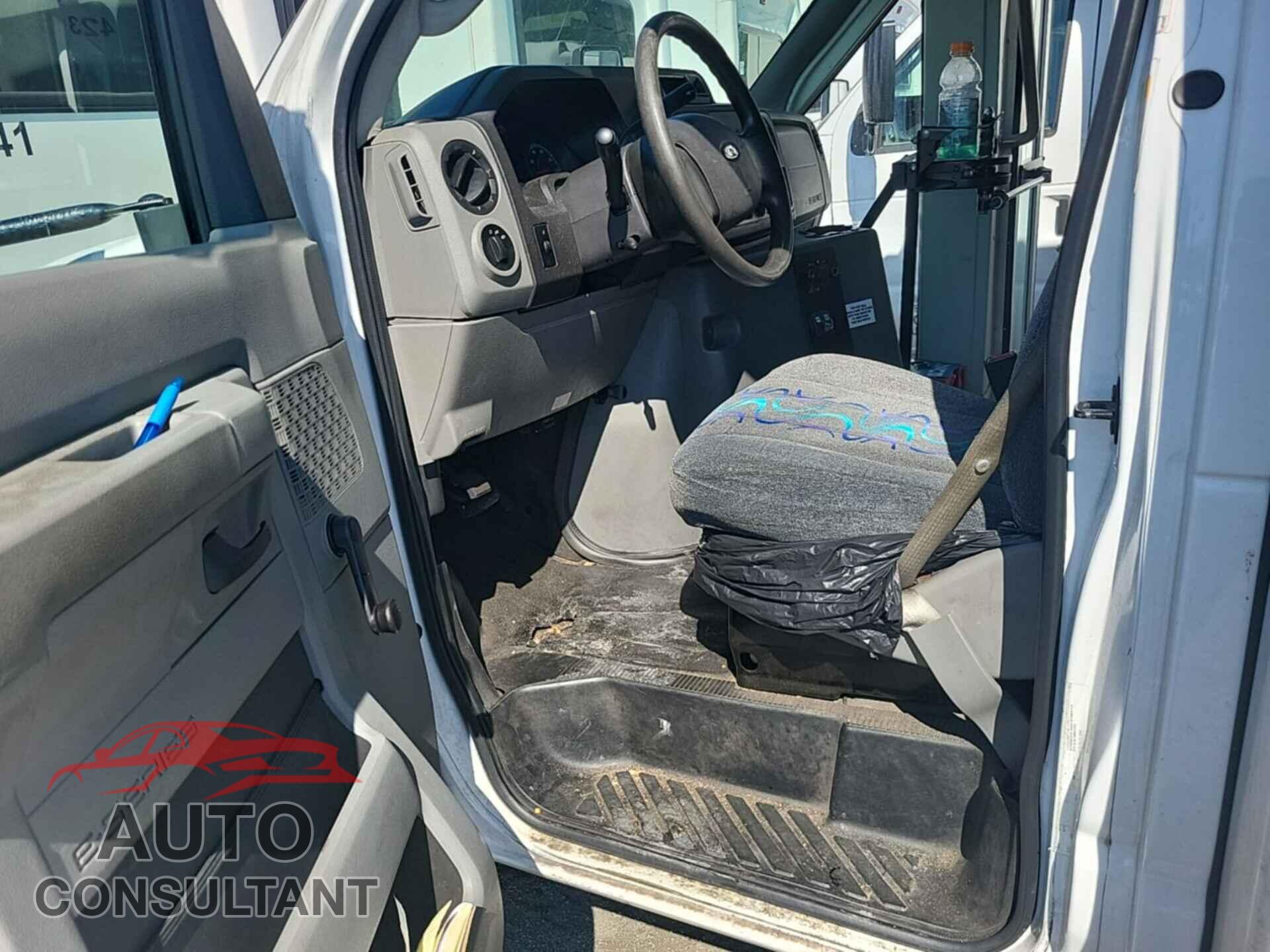 FORD E-450 CUTAWAY 2017 - 1FDFE4FS5HDC32007