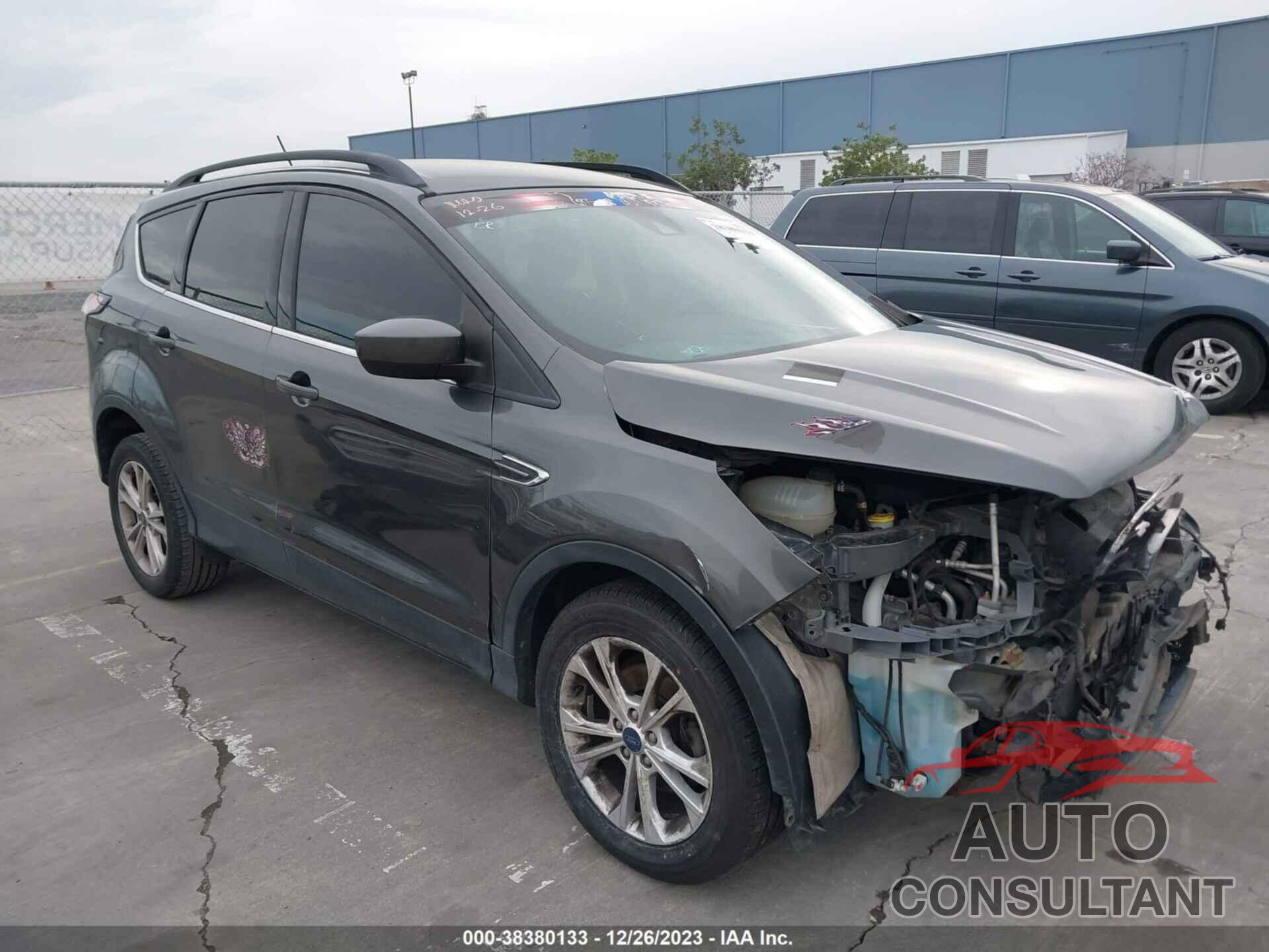 FORD ESCAPE 2018 - 1FMCU0GD5JUB16052