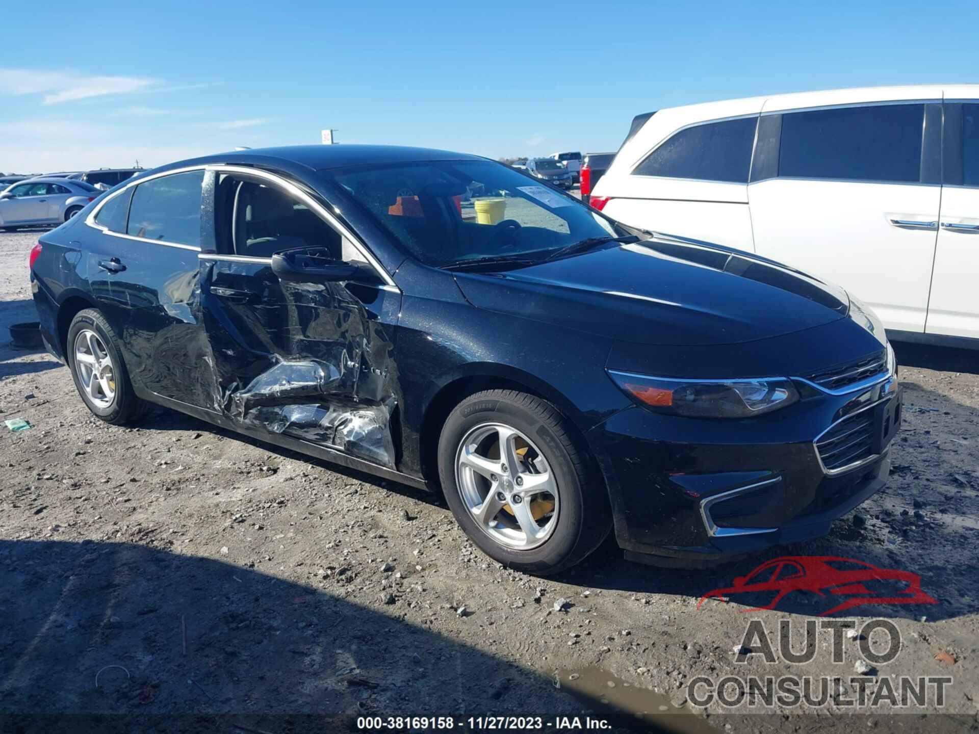 CHEVROLET MALIBU 2018 - 1G1ZB5ST3JF156806