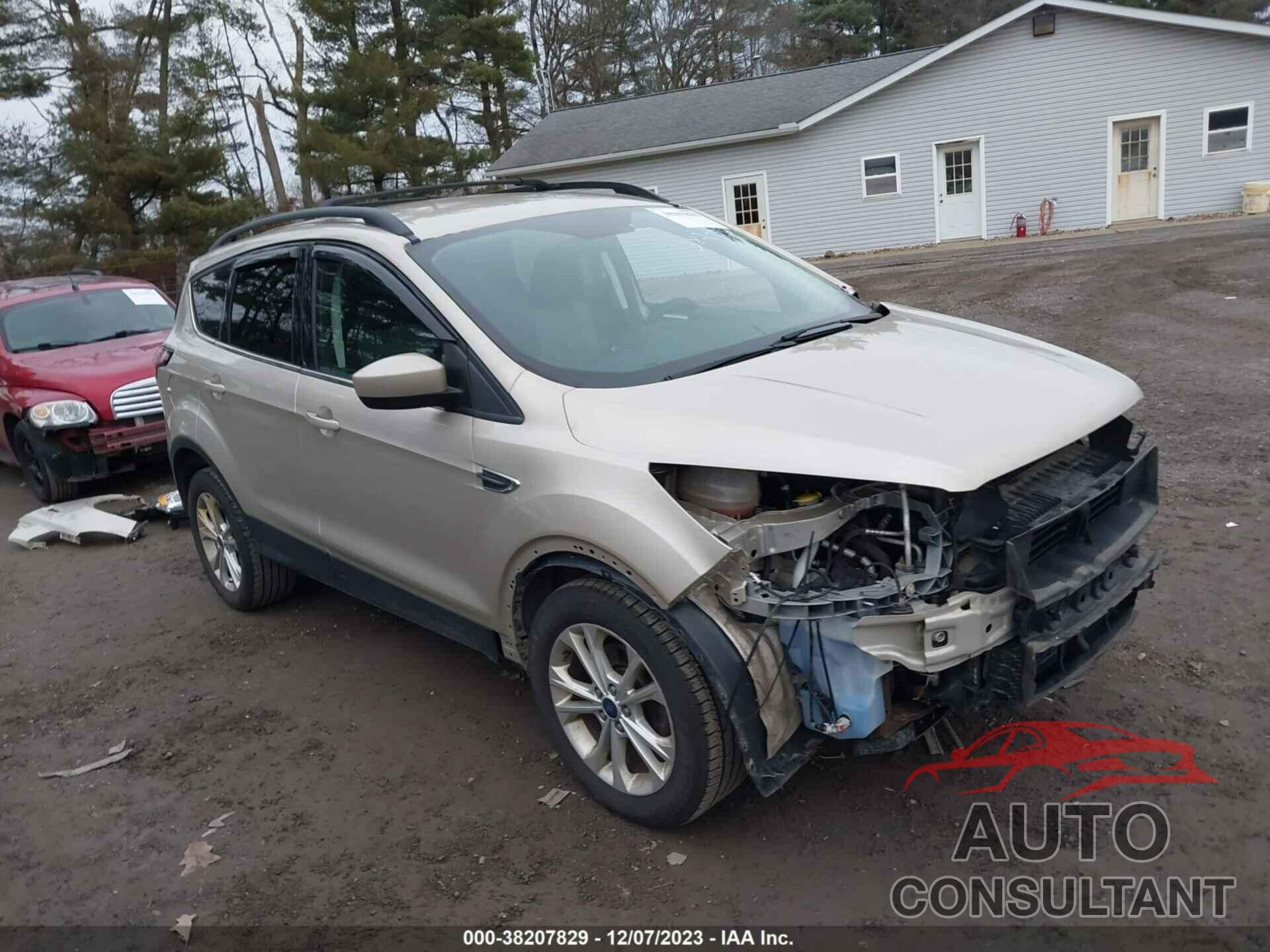 FORD ESCAPE 2017 - 1FMCU0GD0HUE22926