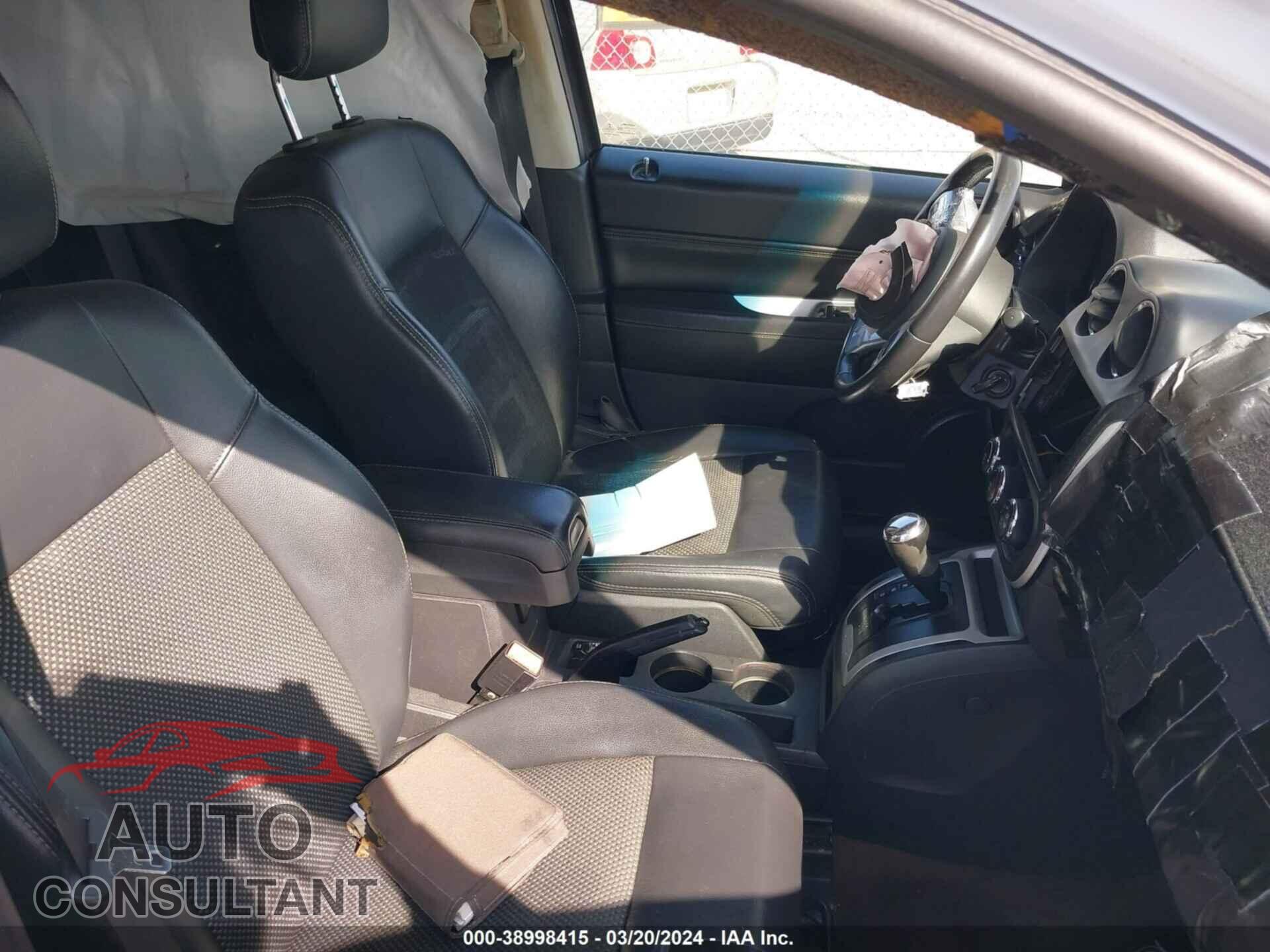 JEEP COMPASS 2017 - 1C4NJDEB0HD100074