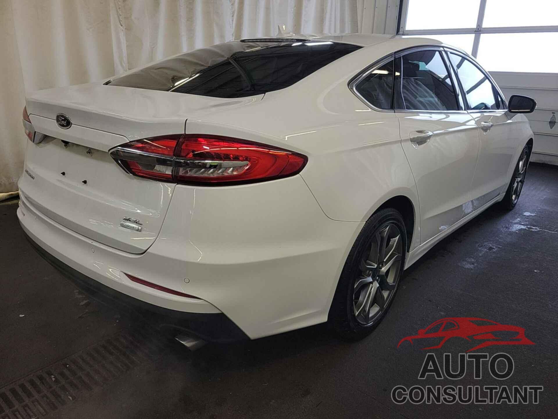 FORD FUSION 2019 - 3FA6P0CD3KR239815