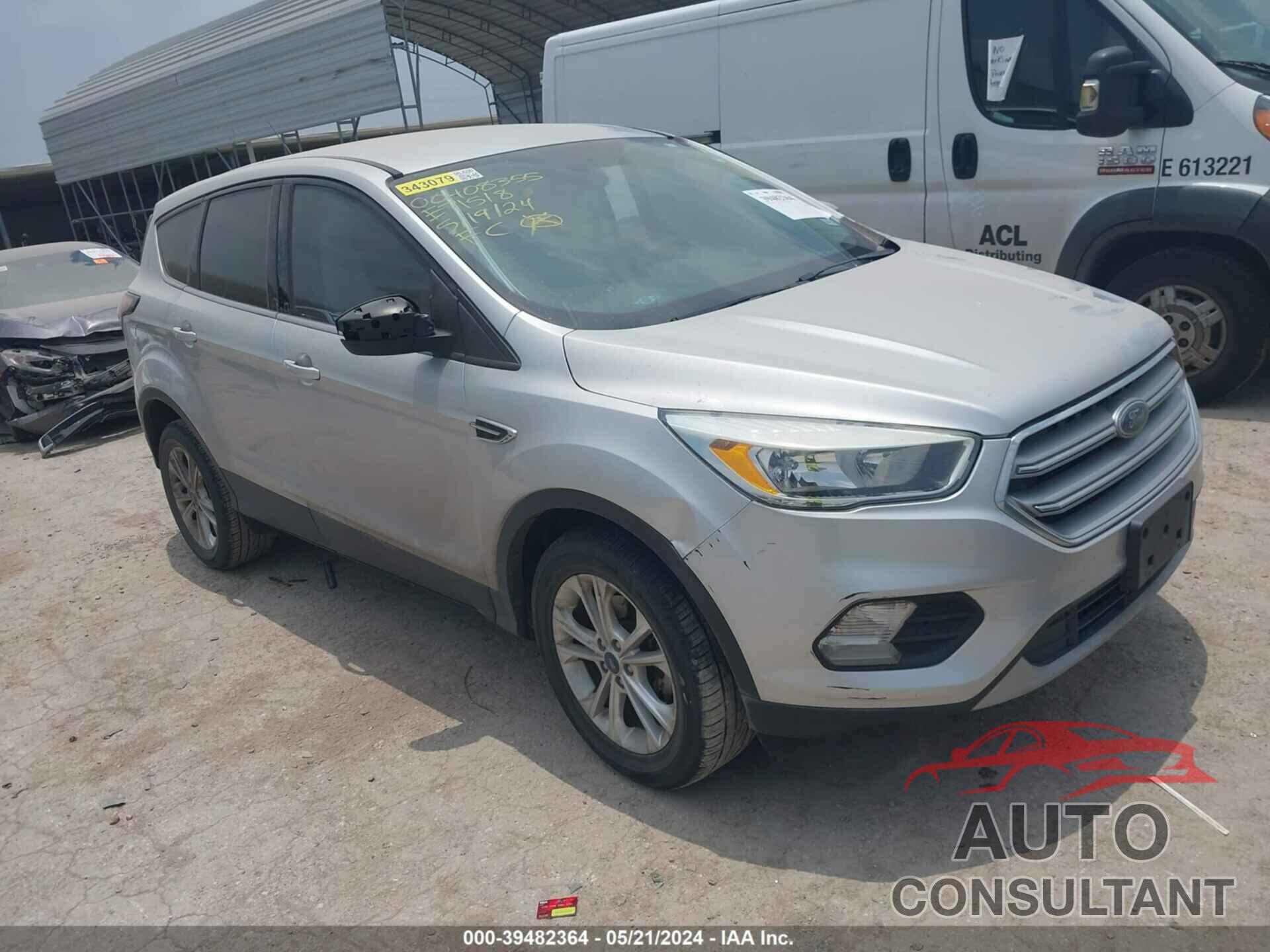 FORD ESCAPE 2017 - 1FMCU0GDXHUE71518