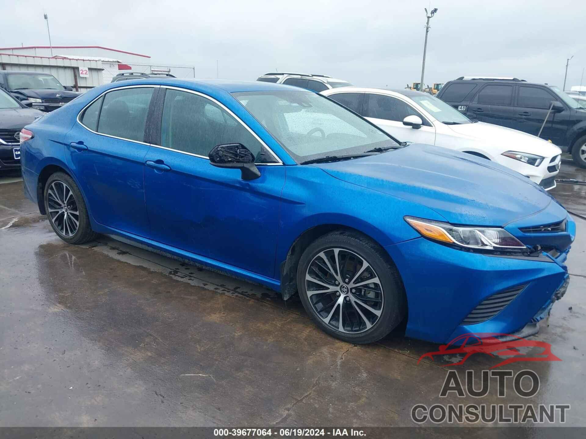 TOYOTA CAMRY 2020 - 4T1G11AK4LU352248