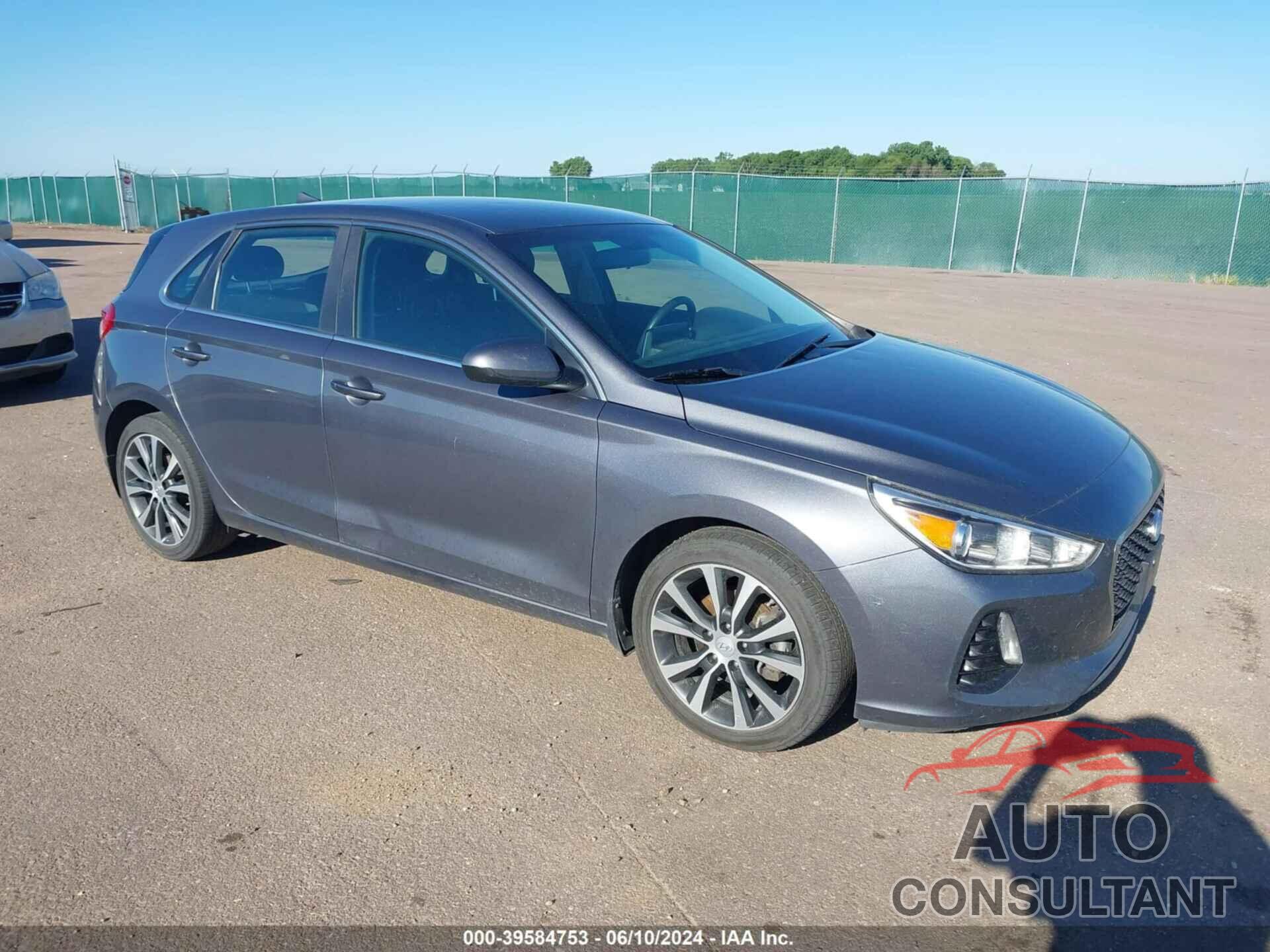 HYUNDAI ELANTRA GT 2018 - KMHH35LE9JU021160
