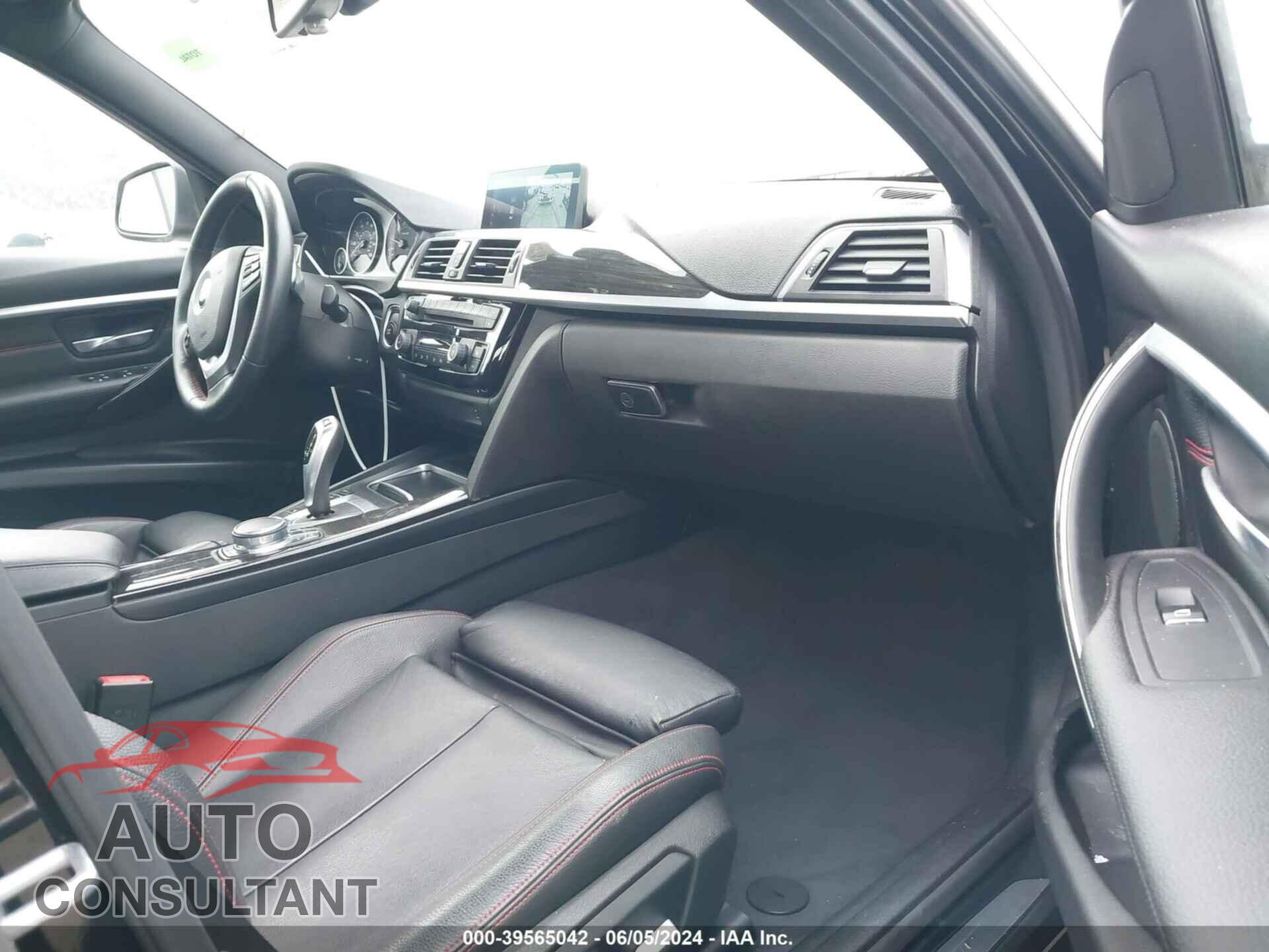BMW 330E 2017 - WBA8E1C37HA156443