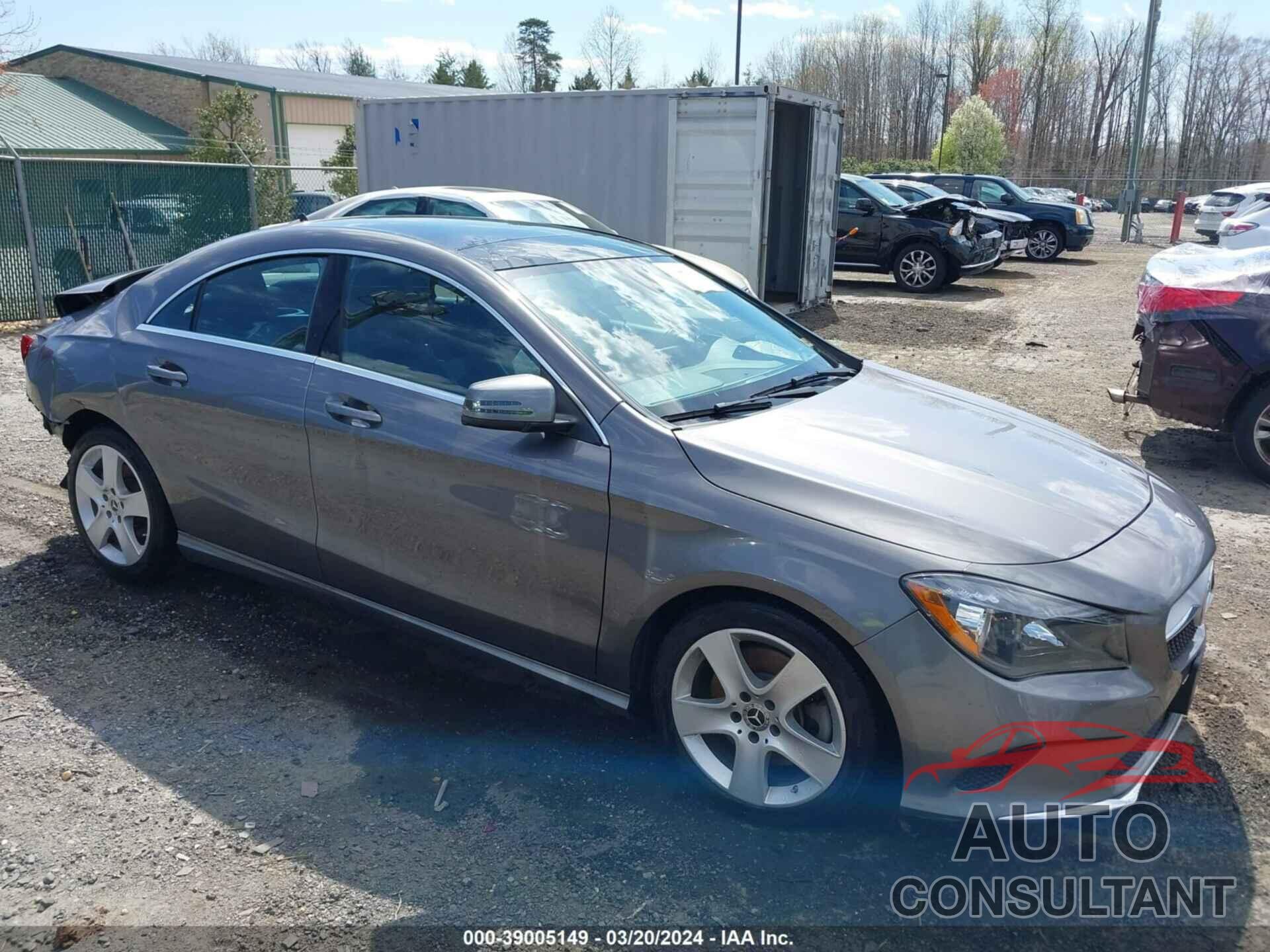 MERCEDES-BENZ CLA 250 2018 - WDDSJ4GB5JN632071