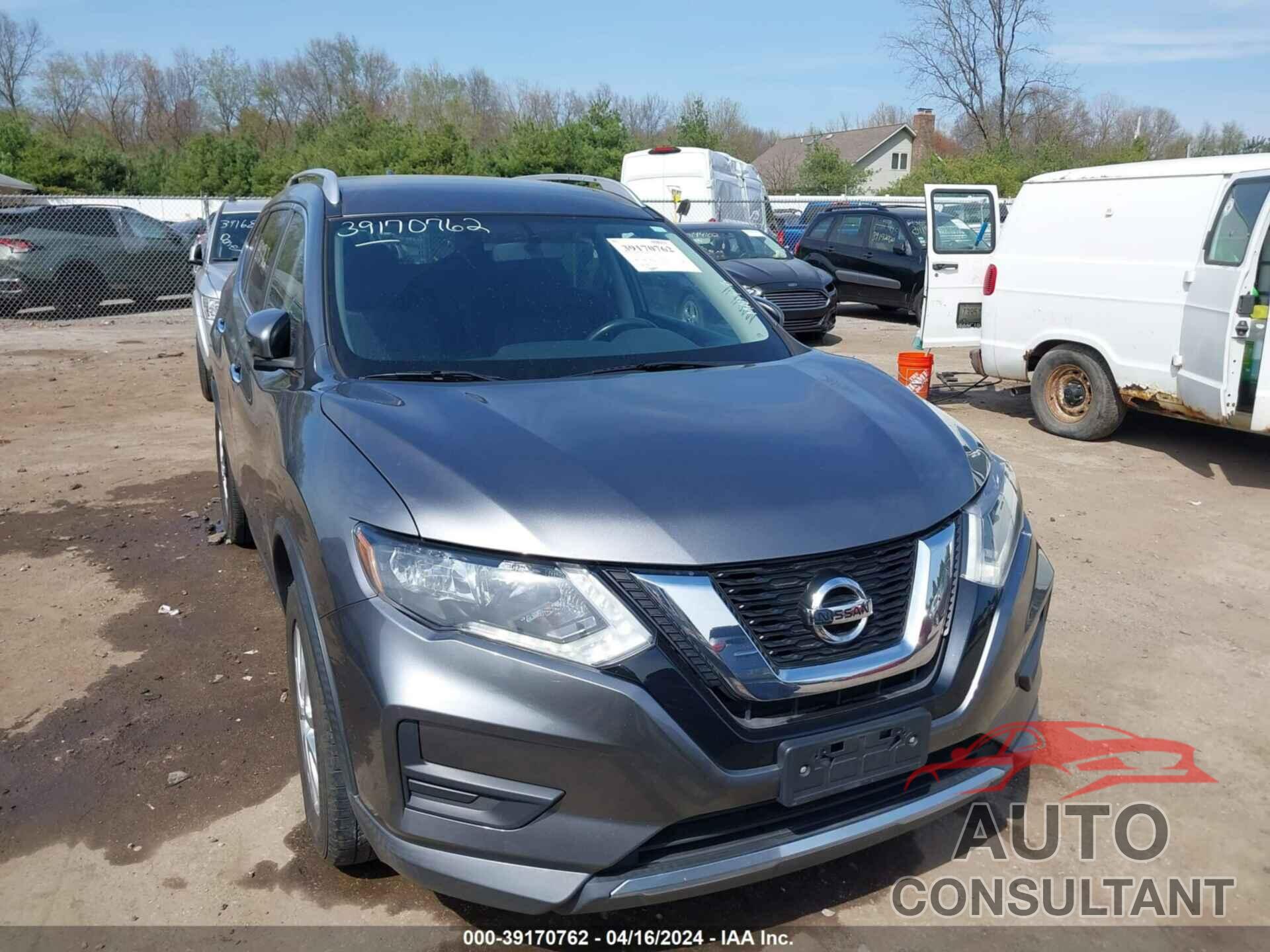 NISSAN ROGUE 2017 - KNMAT2MV5HP532103