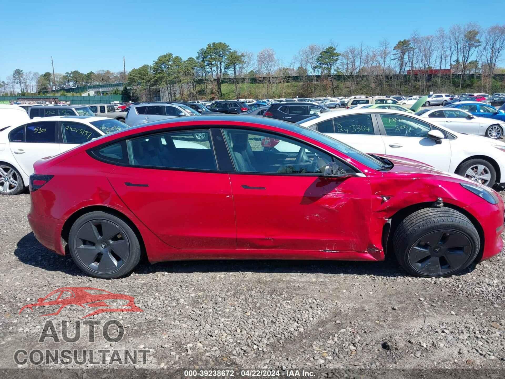 TESLA MODEL 3 2022 - 5YJ3E1EAXNF371004
