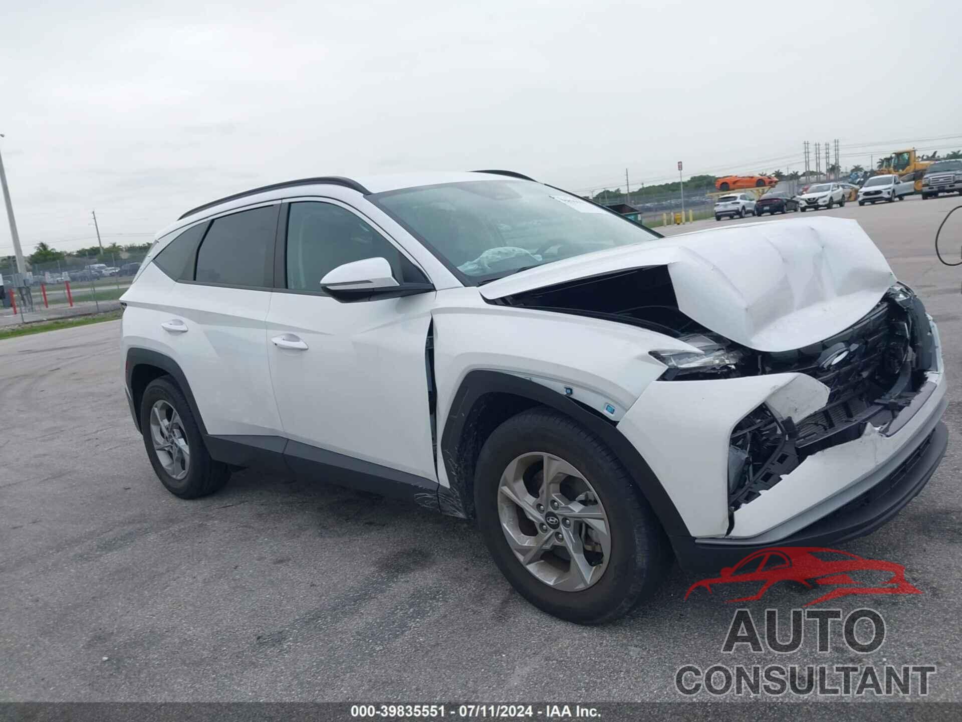 HYUNDAI TUCSON 2022 - 5NMJB3AE5NH027387