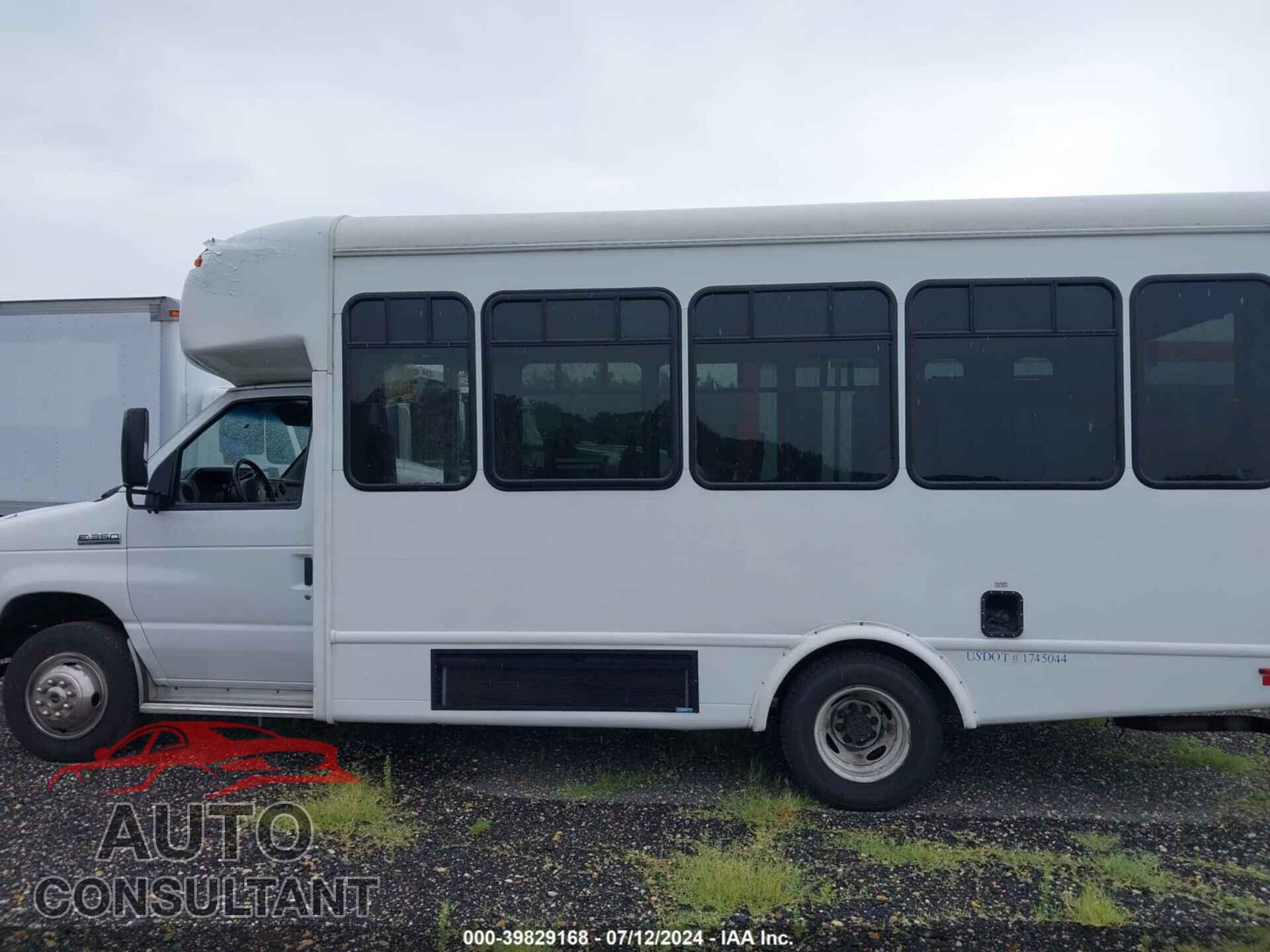 FORD E-350 CUTAWAY 2019 - 1FDEE3FSXKDC21548