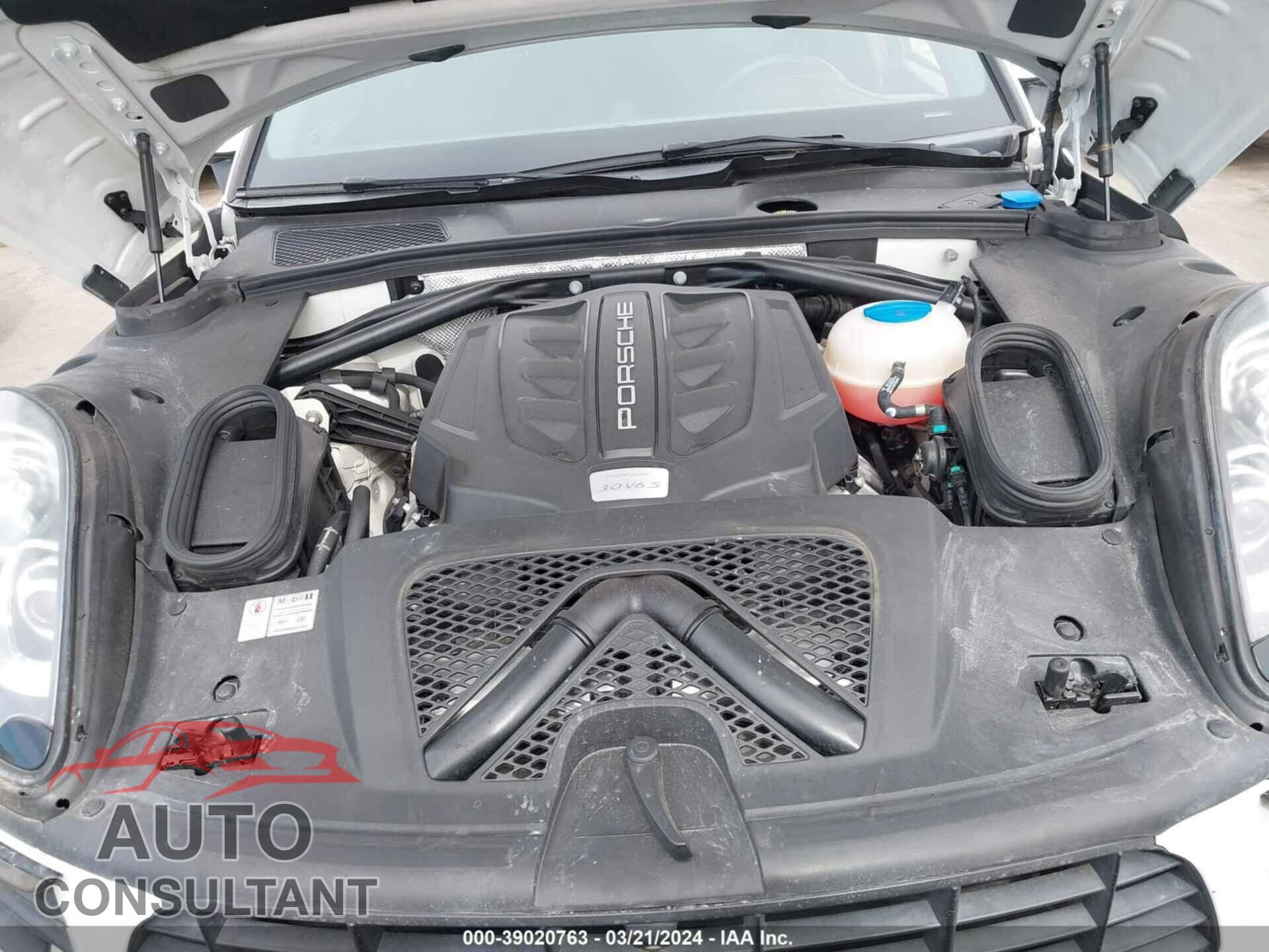 PORSCHE MACAN 2016 - WP1AB2A59GLB45971