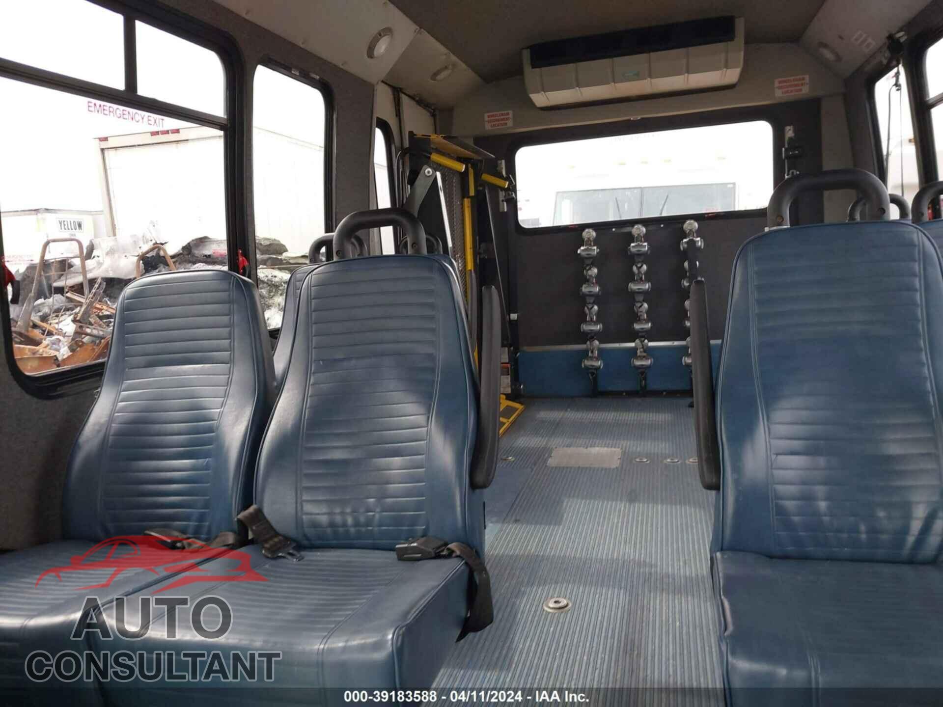 FORD E-450 CUTAWAY 2017 - 1FDFE4FS7HDC36463