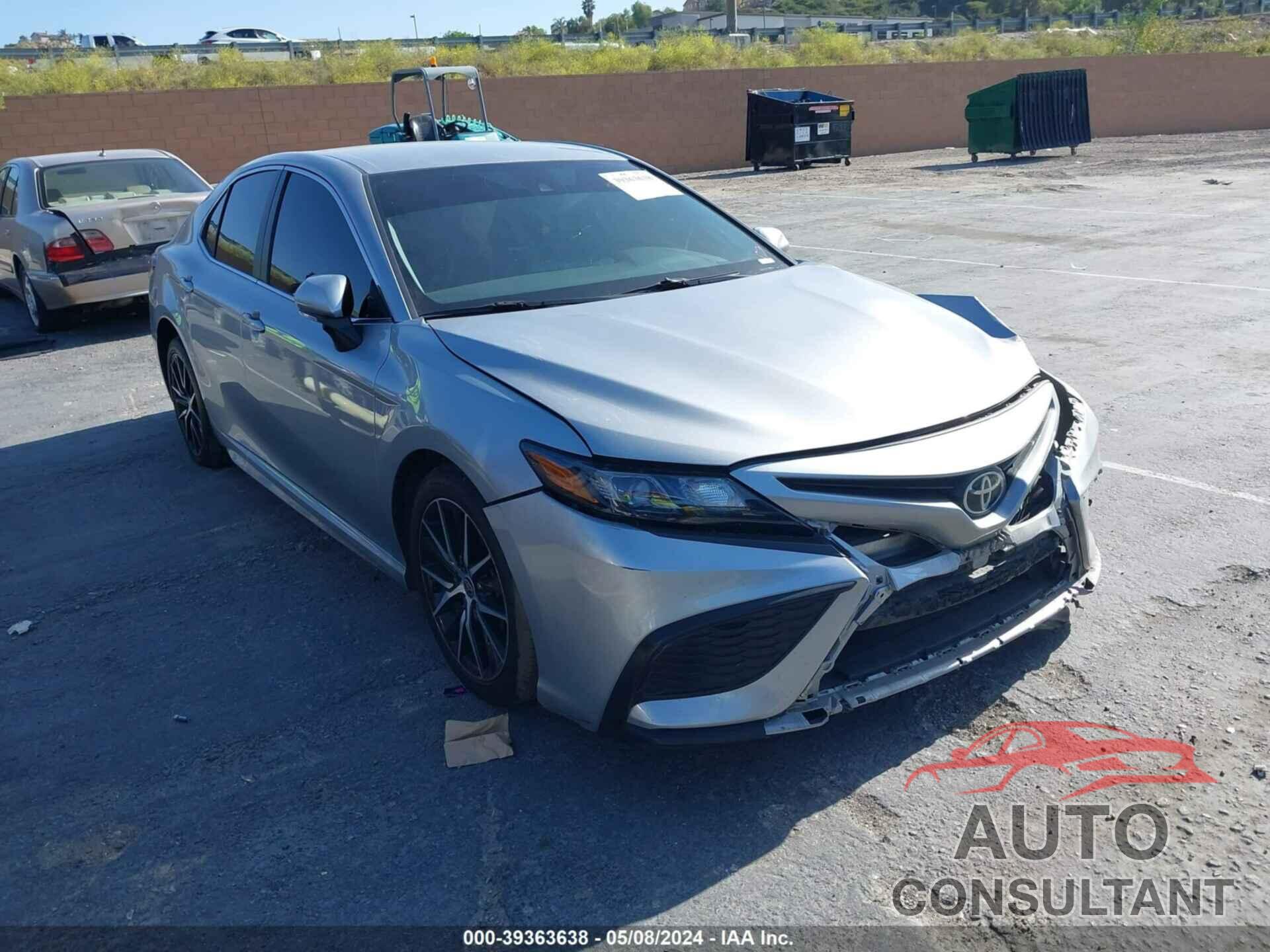 TOYOTA CAMRY 2022 - 4T1G11AK9NU623775