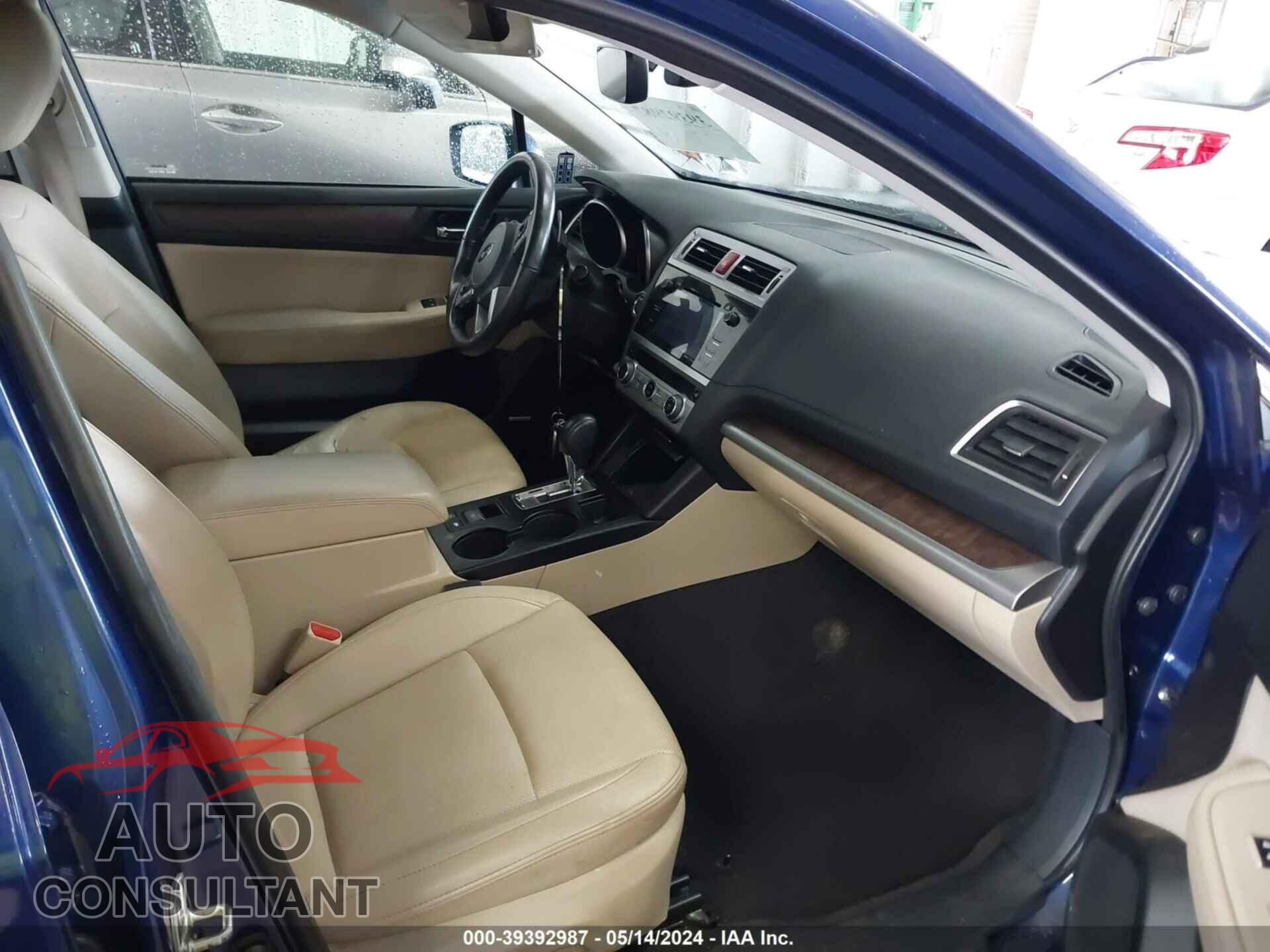 SUBARU OUTBACK 2017 - 4S4BSENC1H3293576