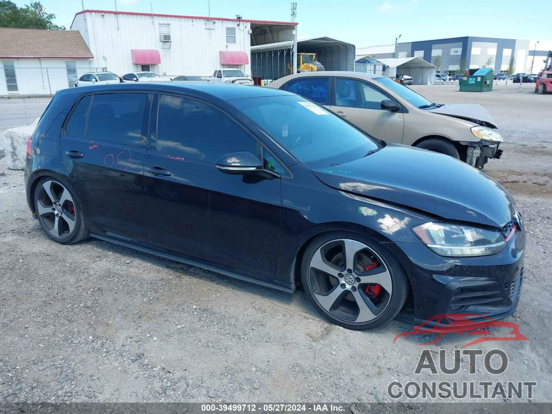 VOLKSWAGEN GOLF GTI 2018 - 3VW447AU8JM295750