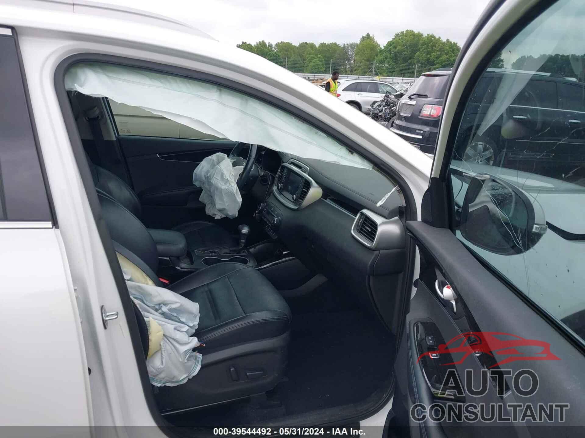 KIA SORENTO 2019 - 5XYPH4A57KG502493