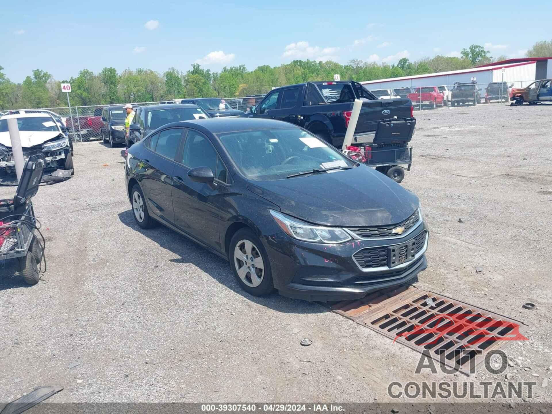 CHEVROLET CRUZE 2017 - 1G1BC5SM0H7279104