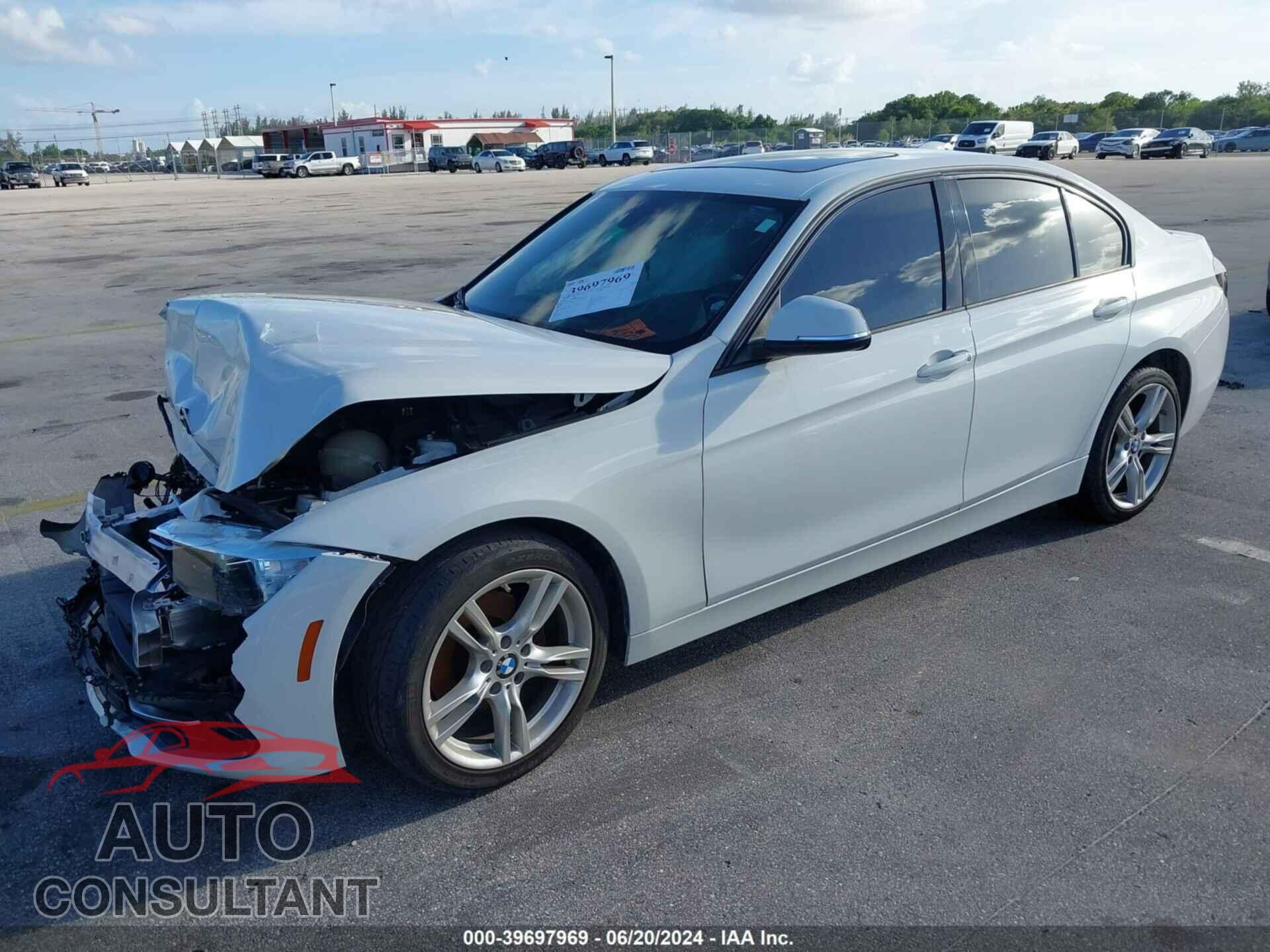 BMW 328I 2016 - WBA8E9G51GNU28695