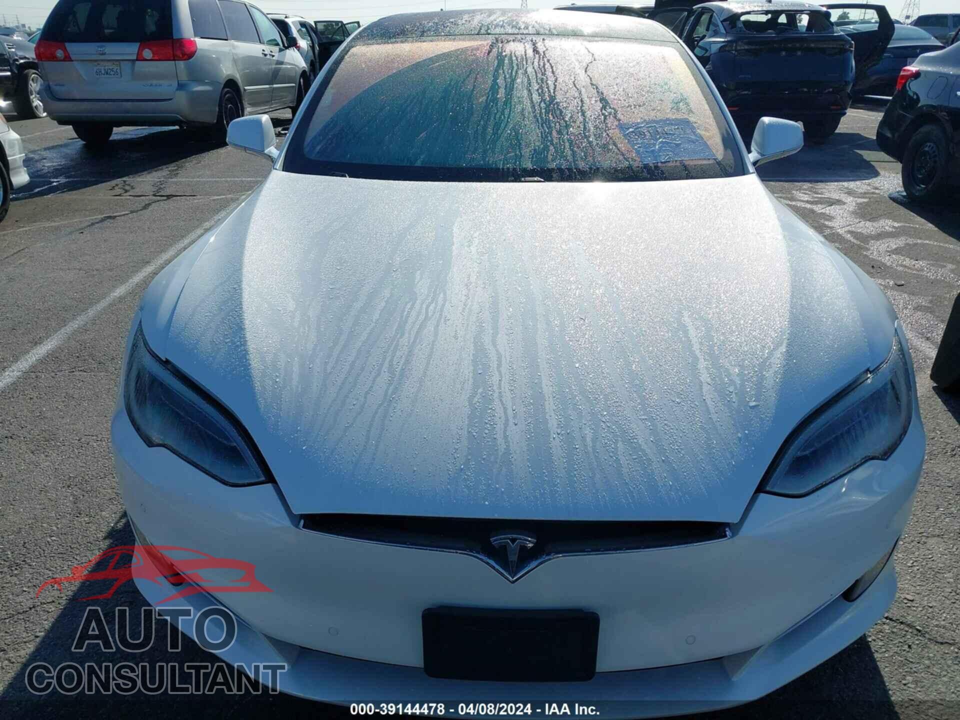 TESLA MODEL S 2017 - 5YJSA1E12HF208651