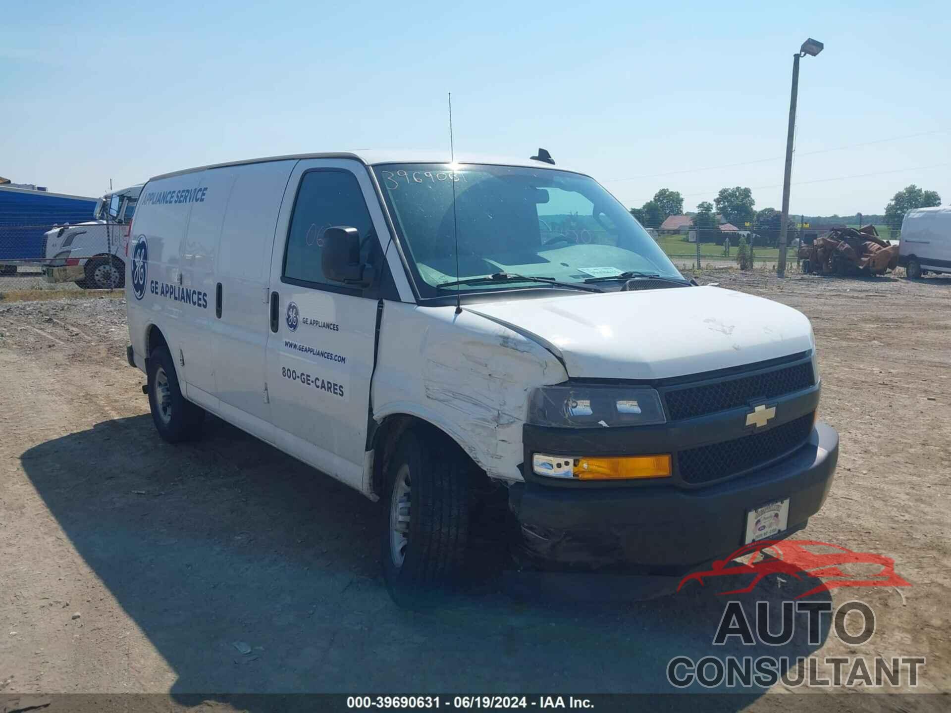 CHEVROLET EXPRESS 2500 2019 - 1GCWGAFGXK1222946